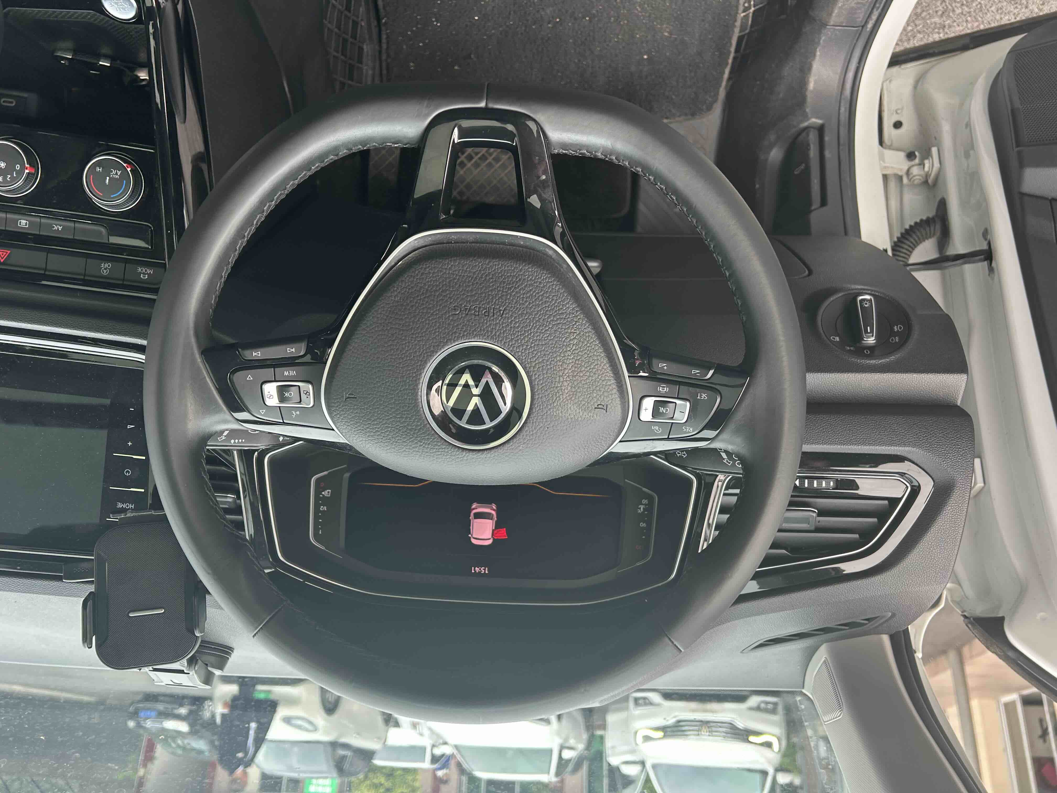 T-Roc 2022 car image #6