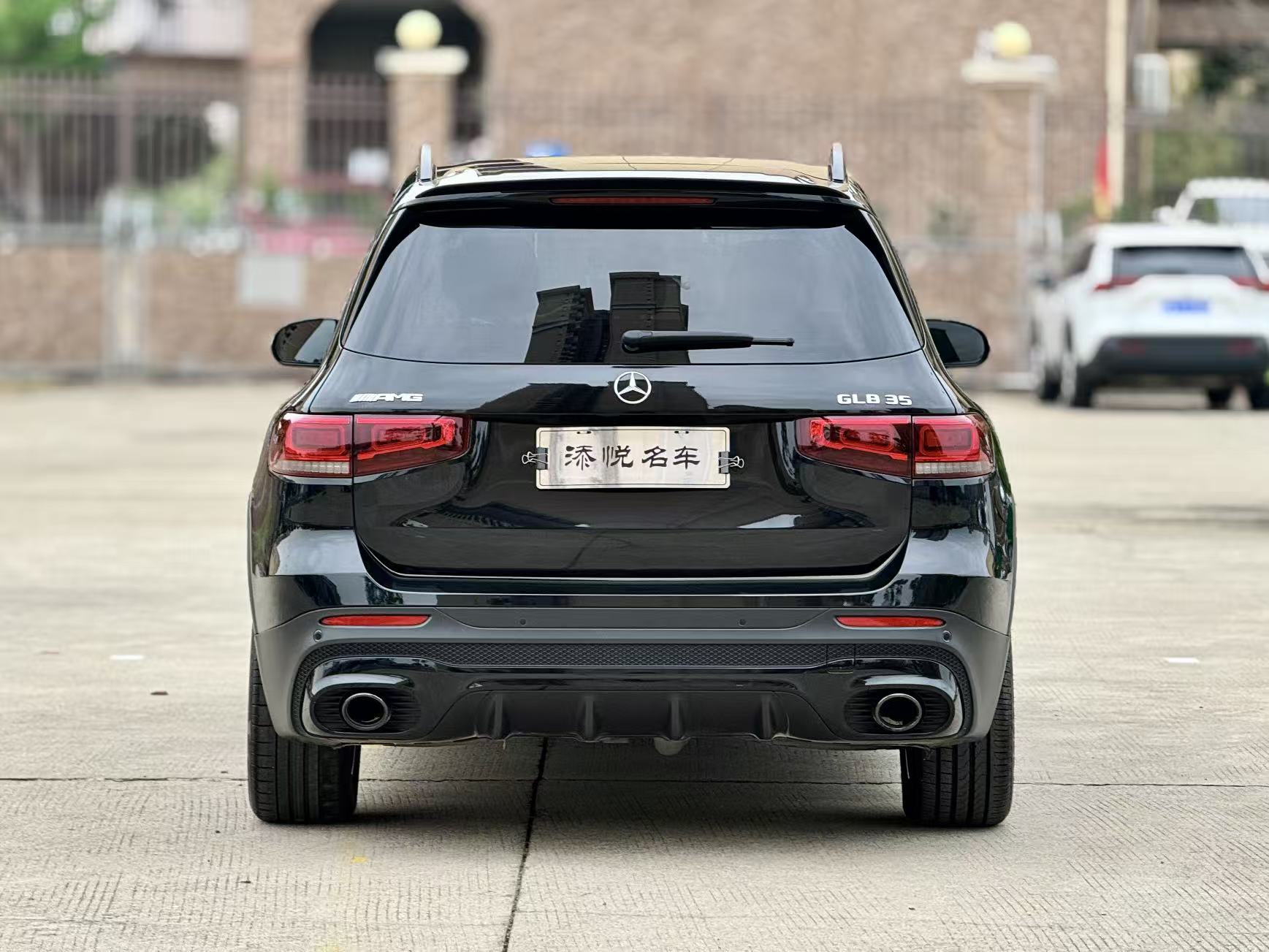 Mercedes-Benz GLB AMG 2022 car image #6