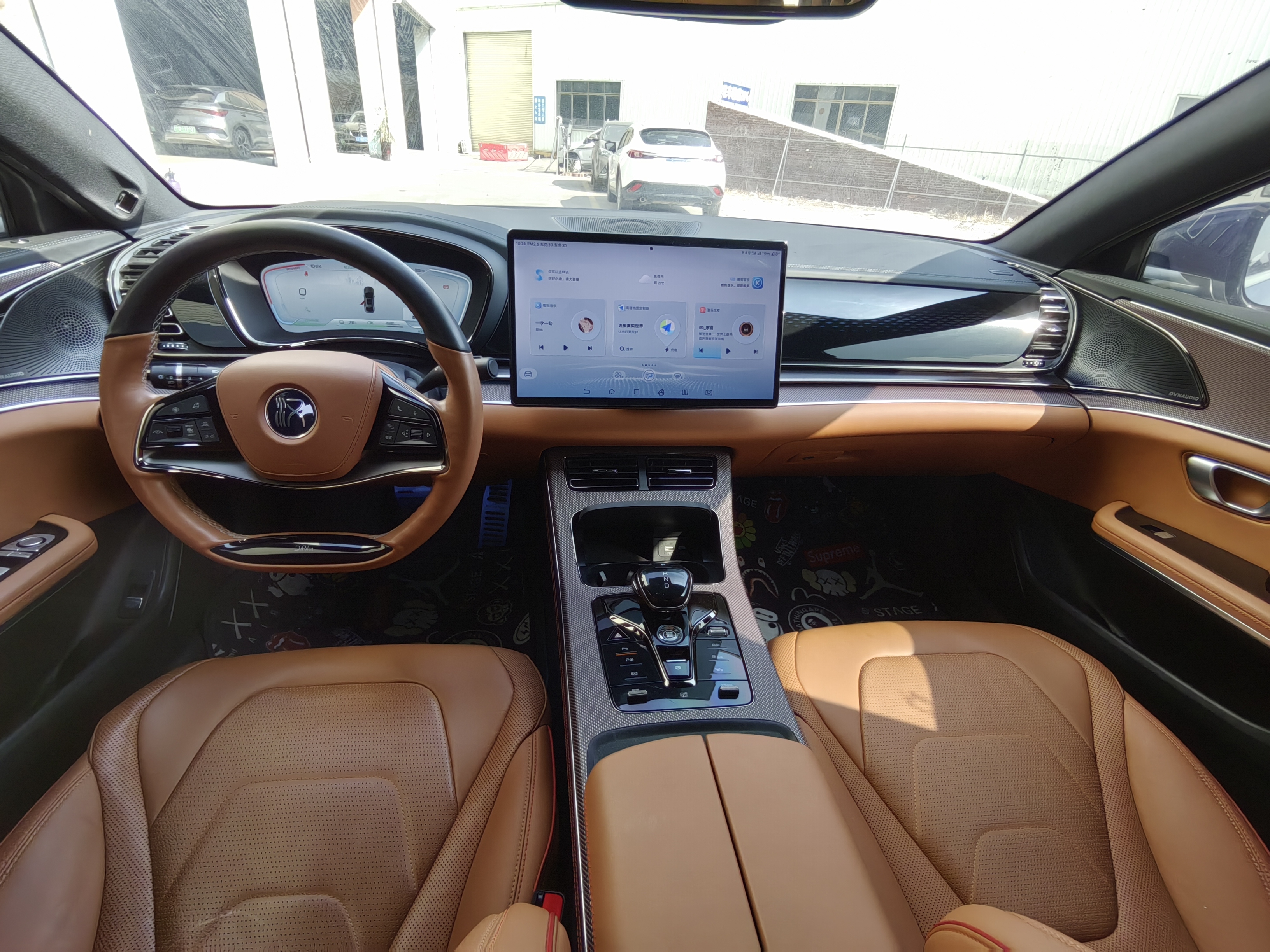 BYD Han 2022 #6 BYD Han 2022 car image #6