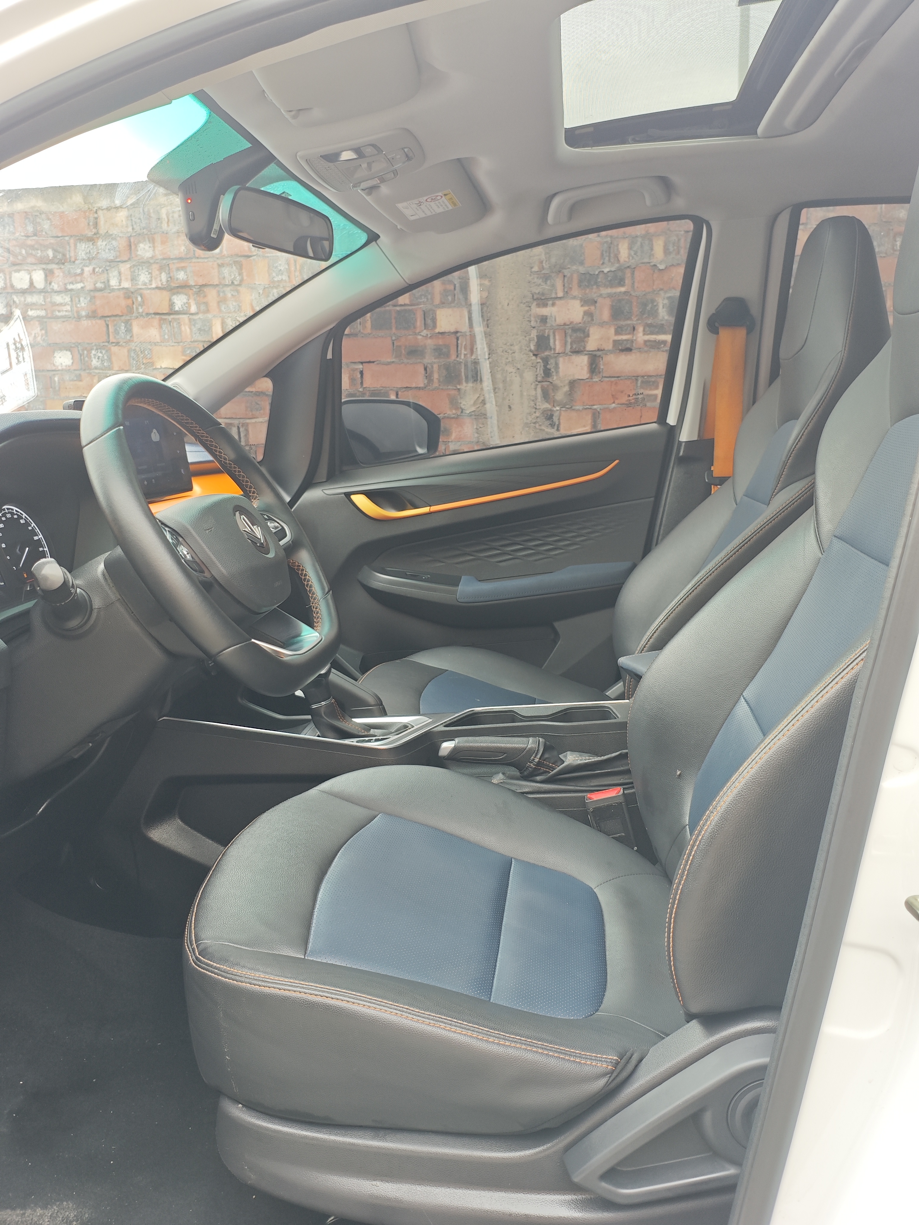 X3 PRO 2022 car image #6