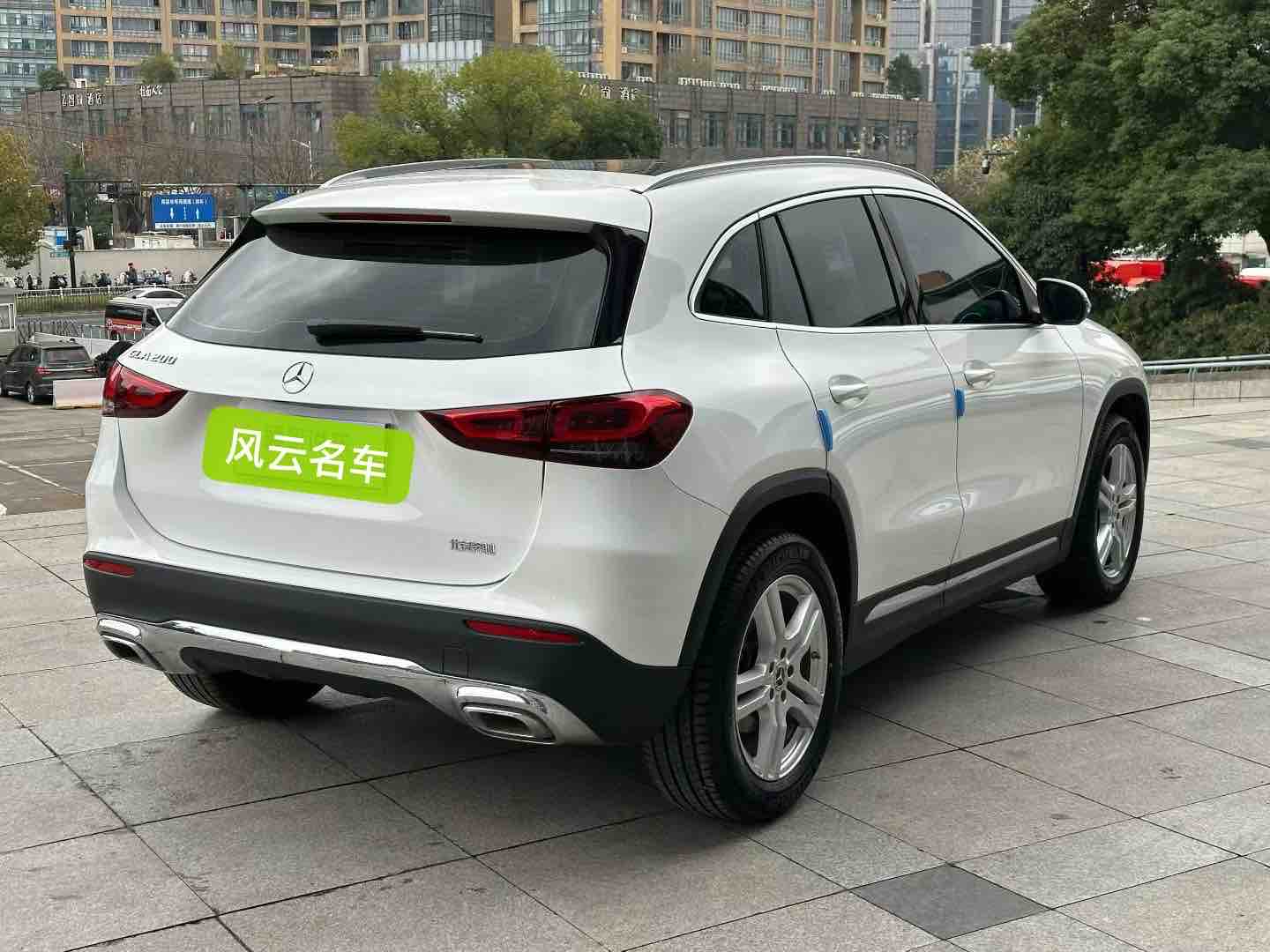Mercedes-Benz GLA Class 2022 car image #6