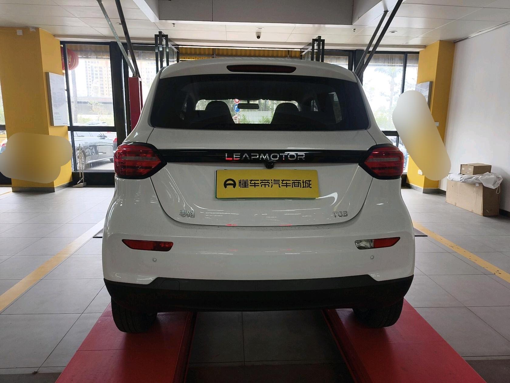 零跑汽车 零跑T03 2022 汽车图片 #6