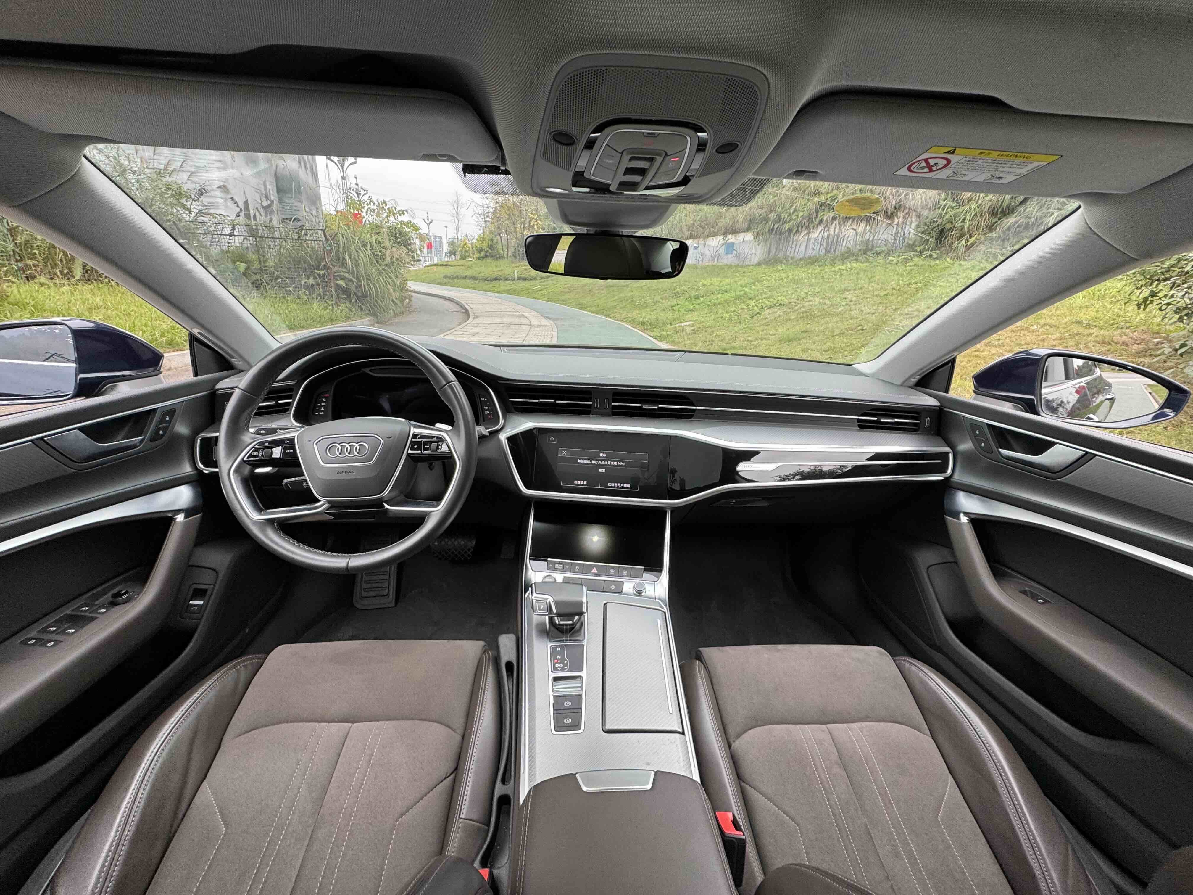 Audi A7L 2023 immagine di auto #6