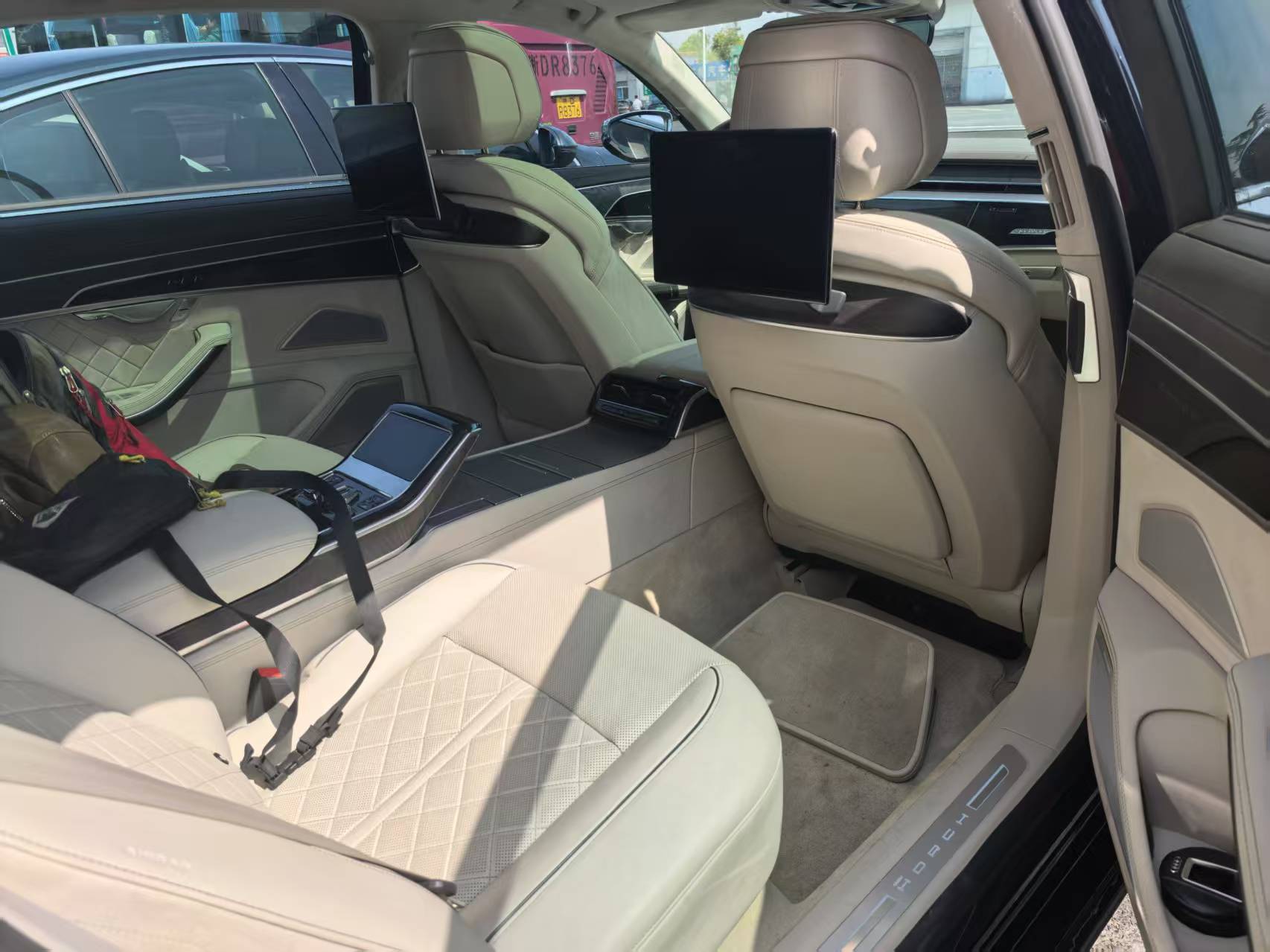 奥迪 奥迪A8 2023 汽车图片 #6