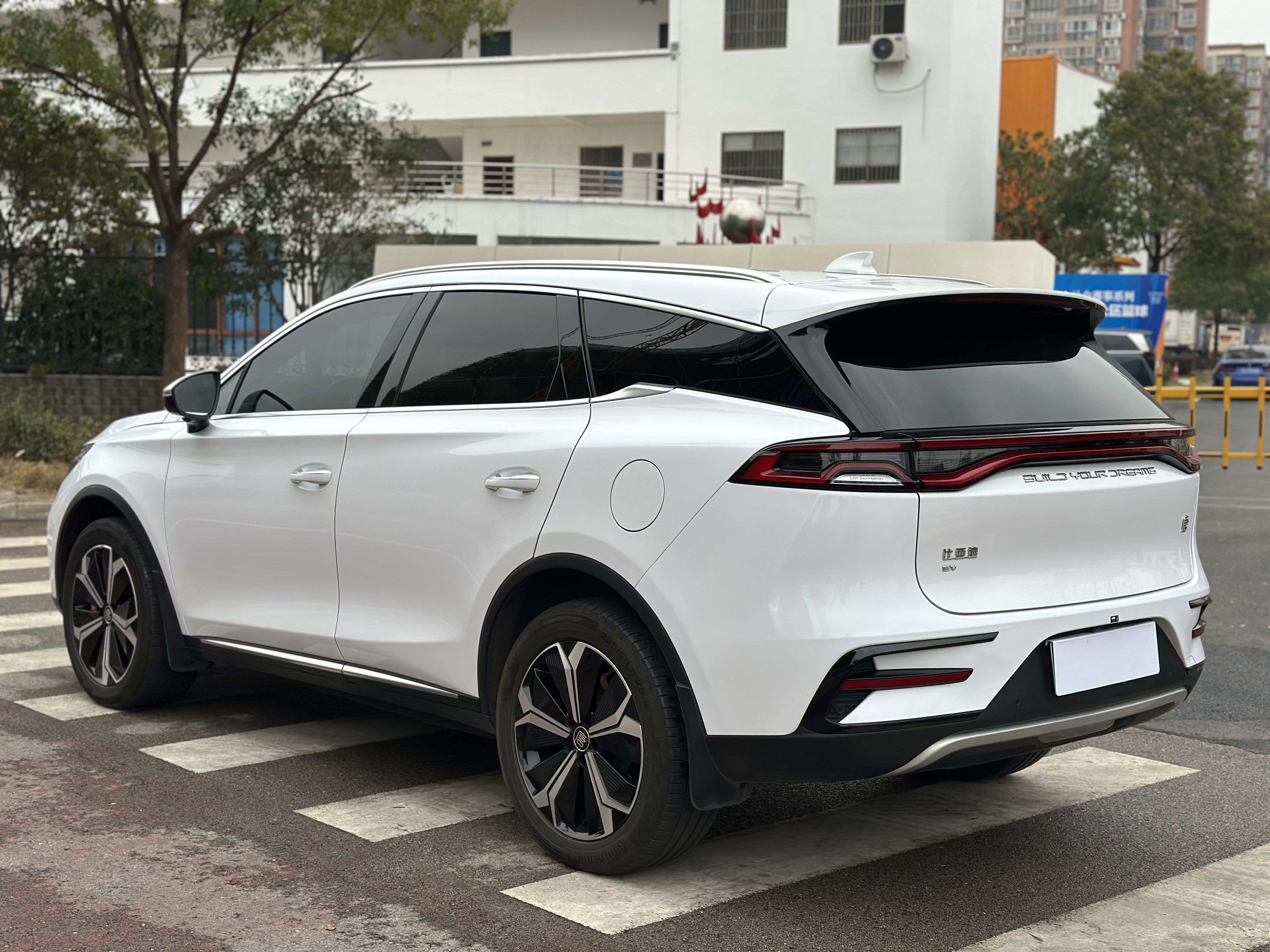 BYD Tang New Energy 2022 #6 BYD Tang New Energy 2022 car image #6