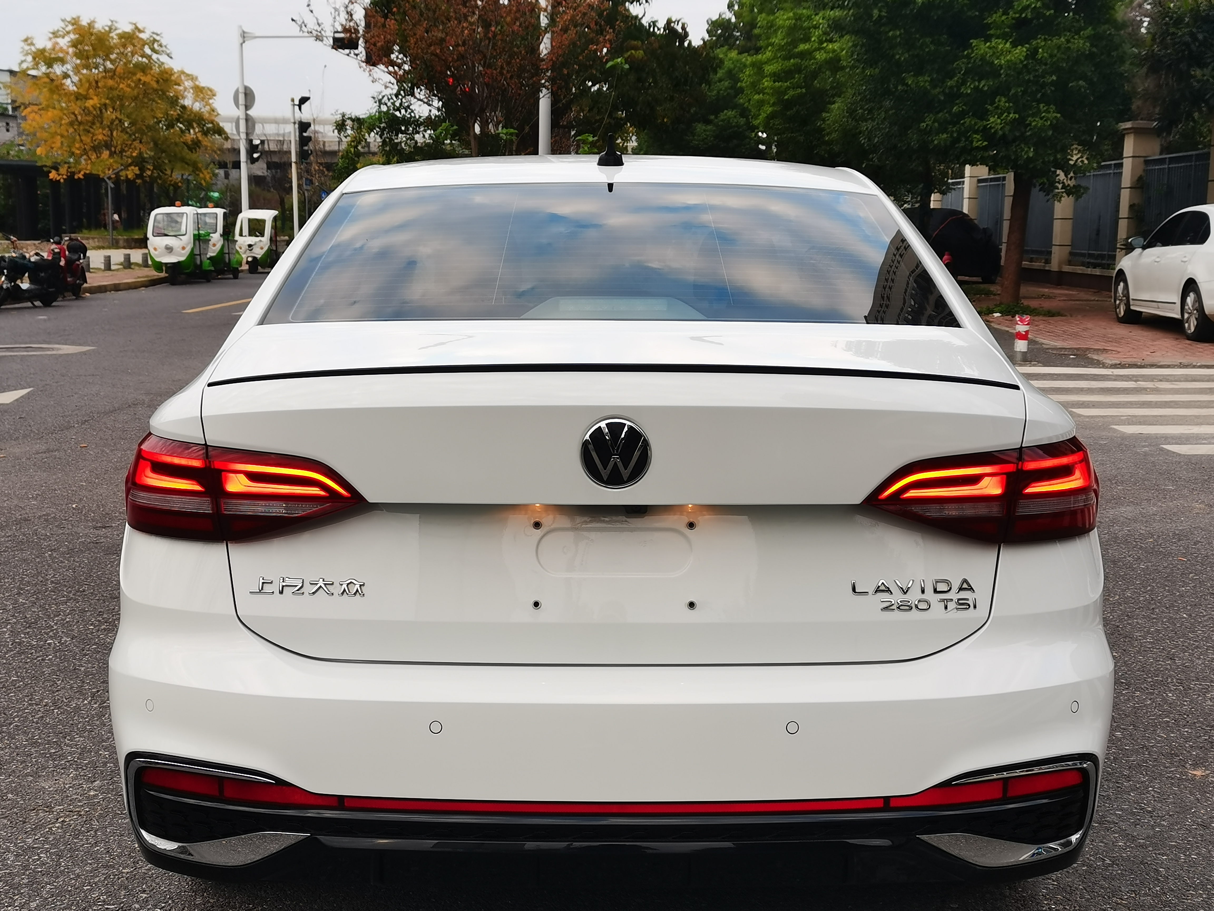 Volkswagen Lavida 2022 immagine di auto #6