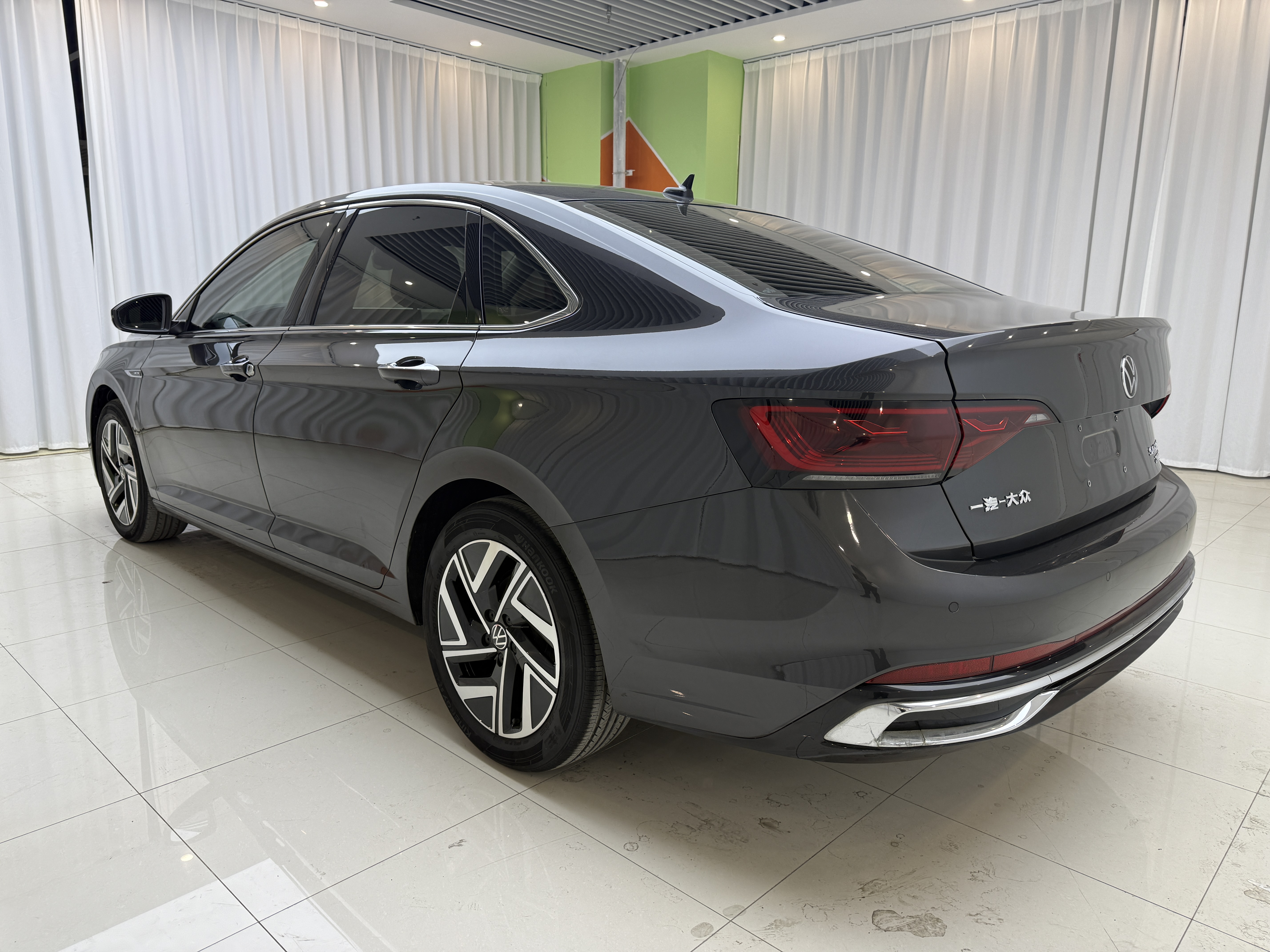 Volkswagen Sagitar 2022 car image #6