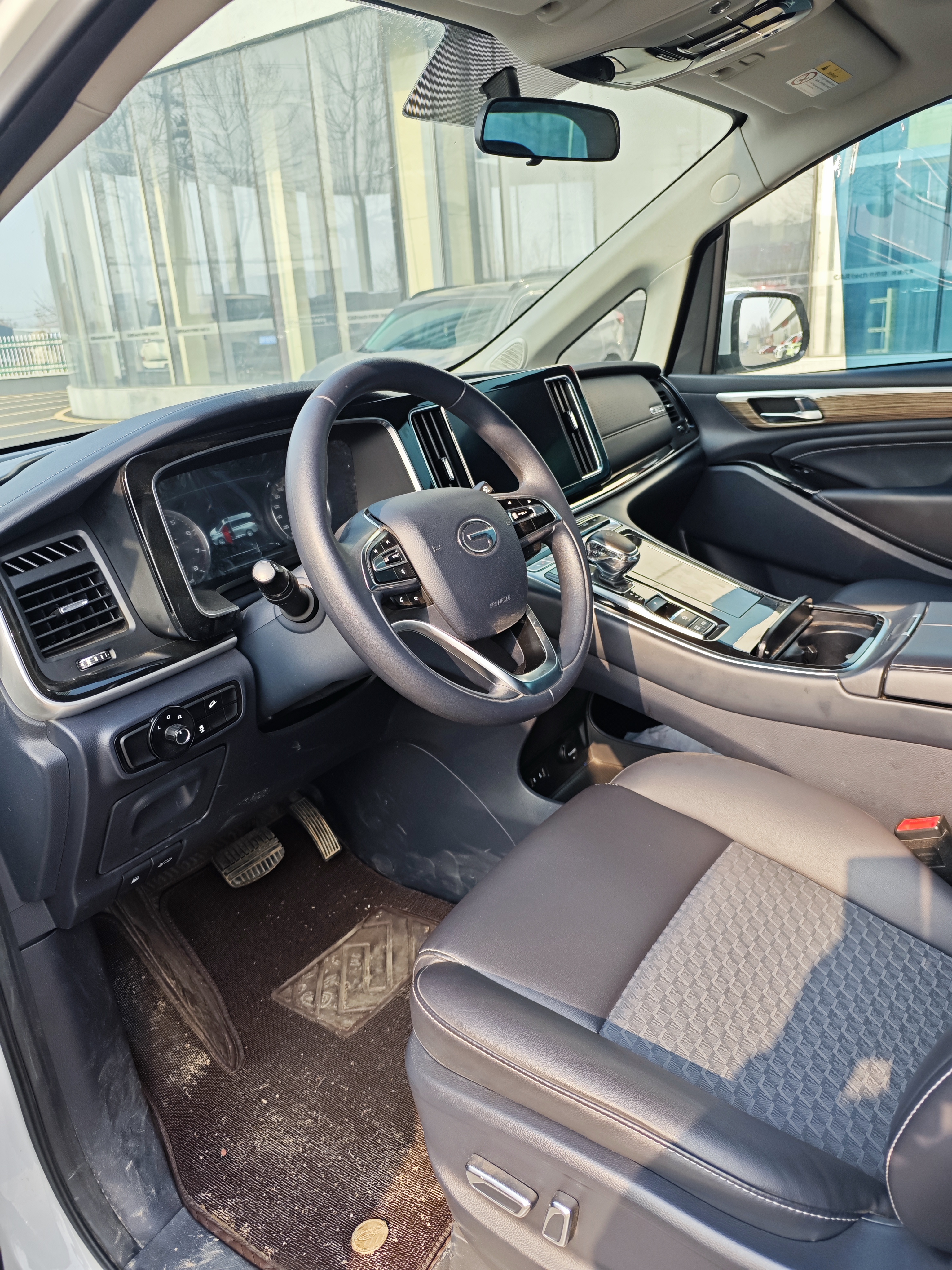 广汽传祺 传祺M8 2022 汽车图片 #6