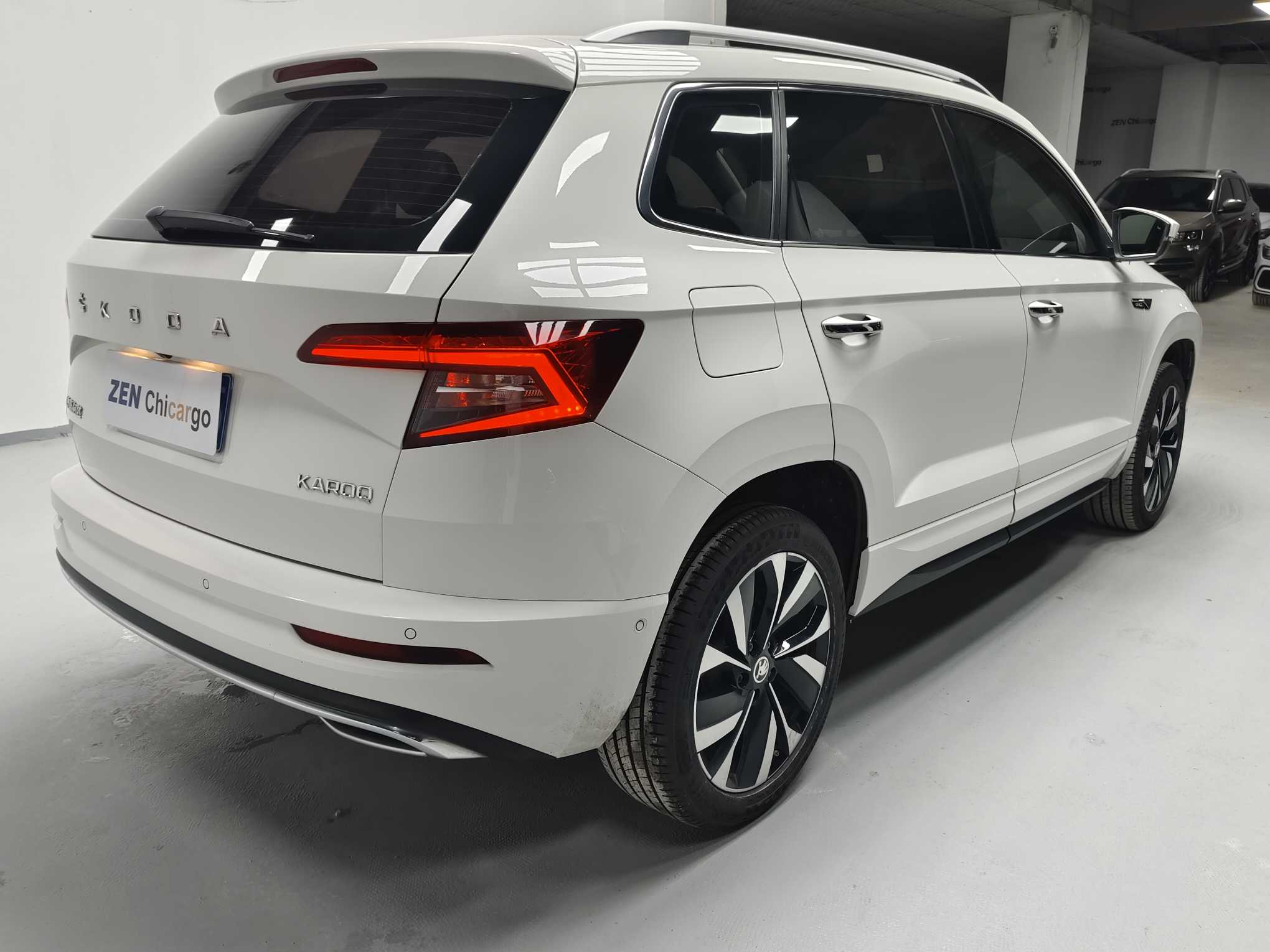Skoda Karoq 2022 car image #6