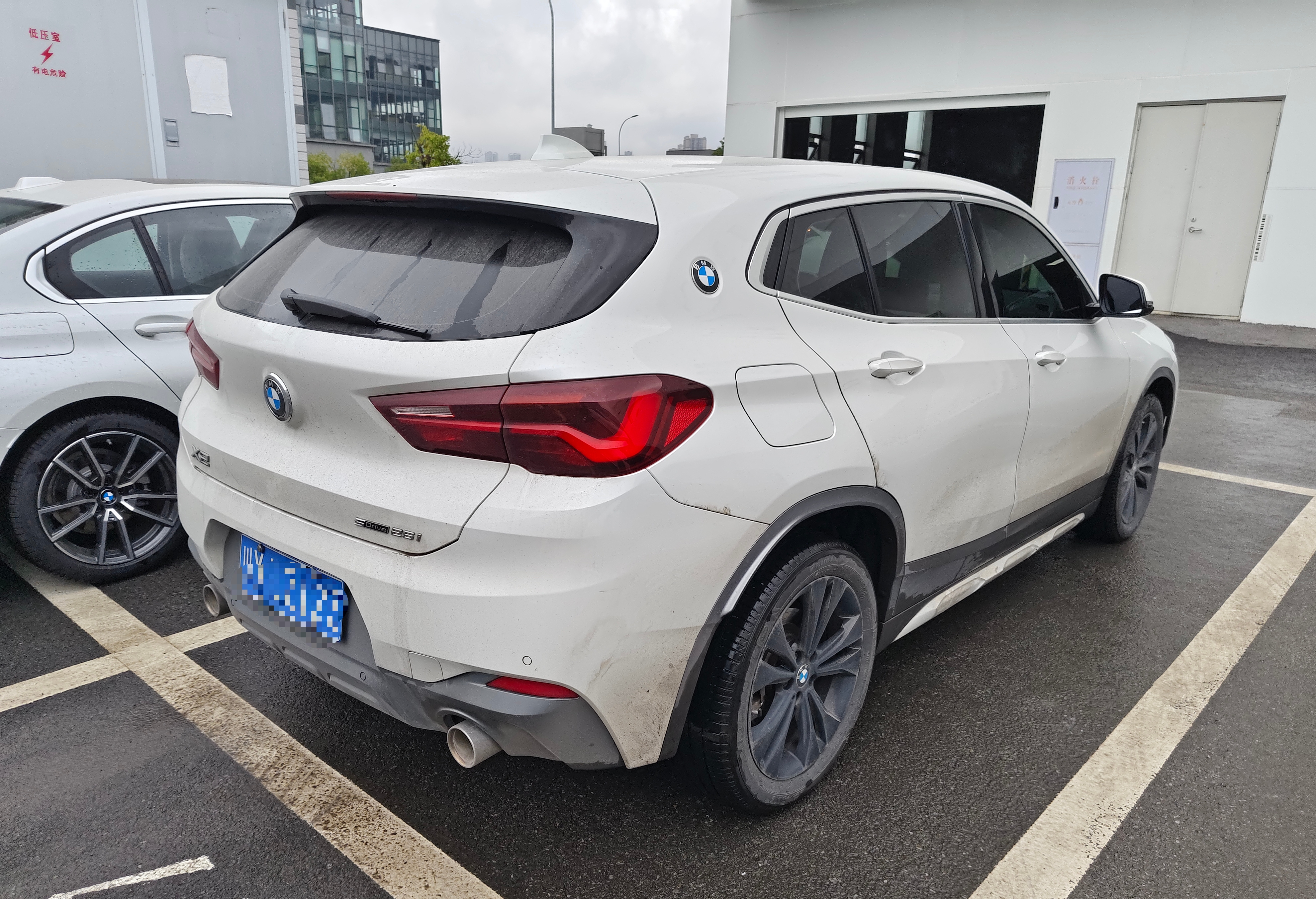 BMW X2 M35i 2022 car image #6