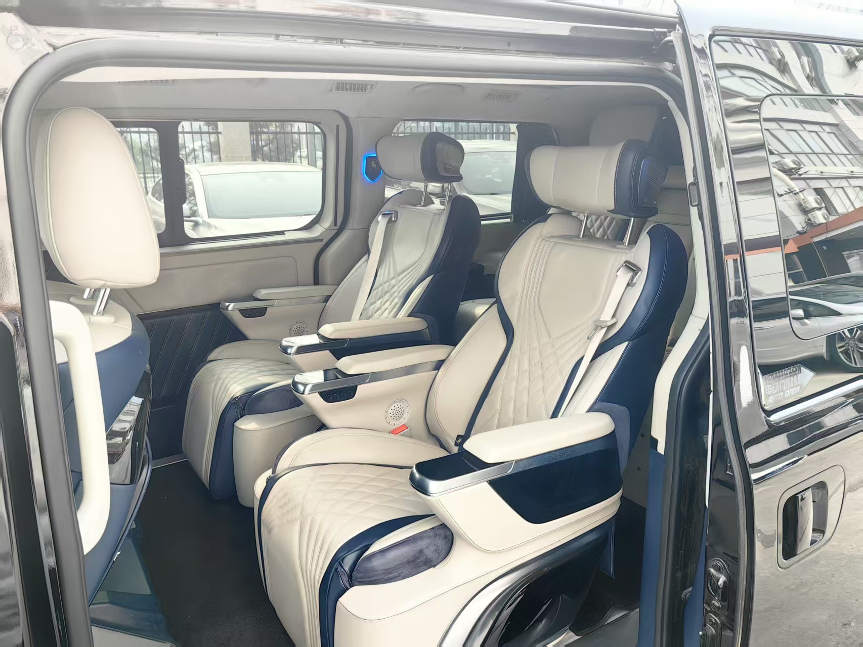 Forthing M7 2023 #6 Forthing M7 2023 صورة سيارة #6