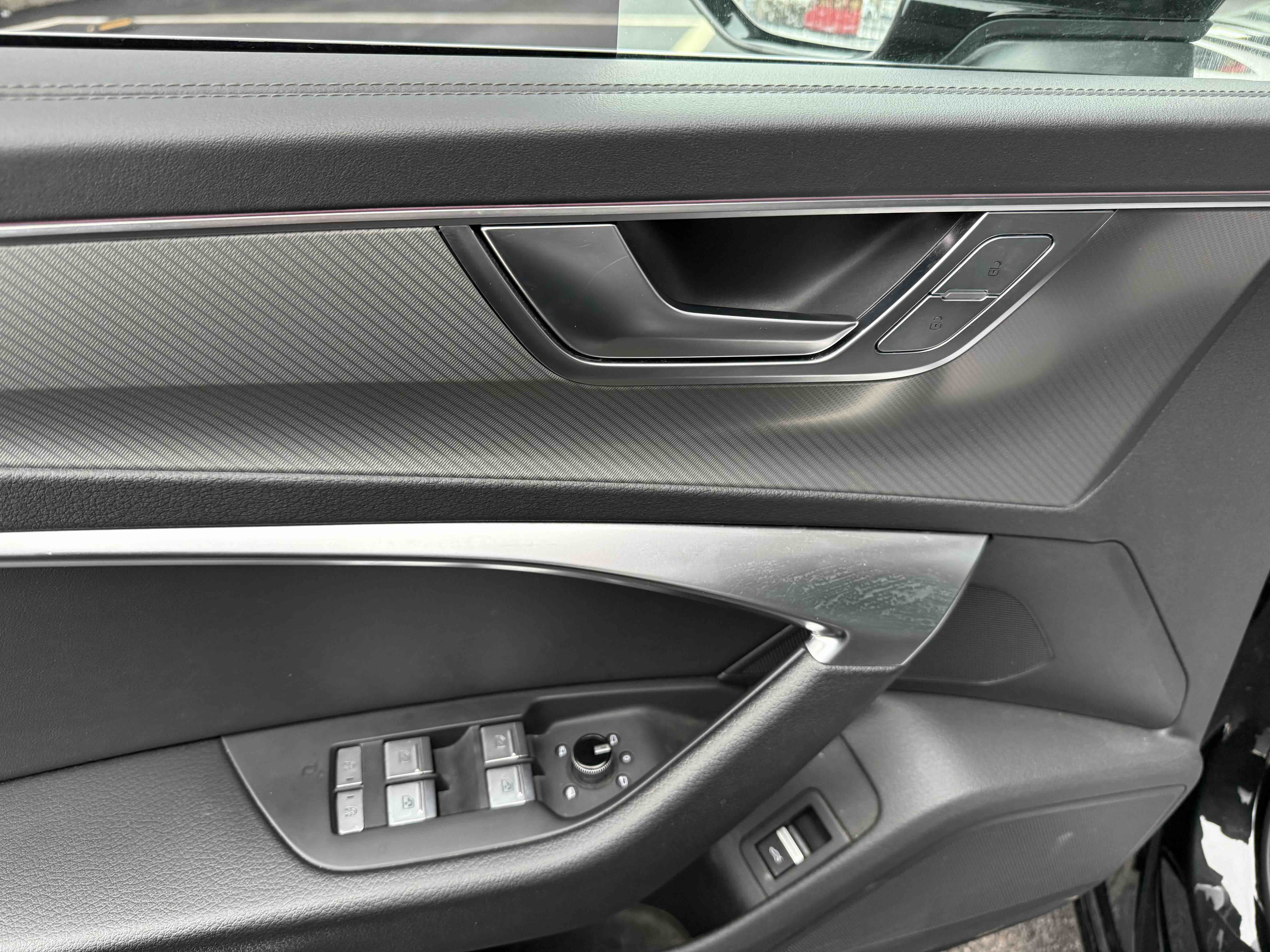 Audi A6L 2023 car image #6