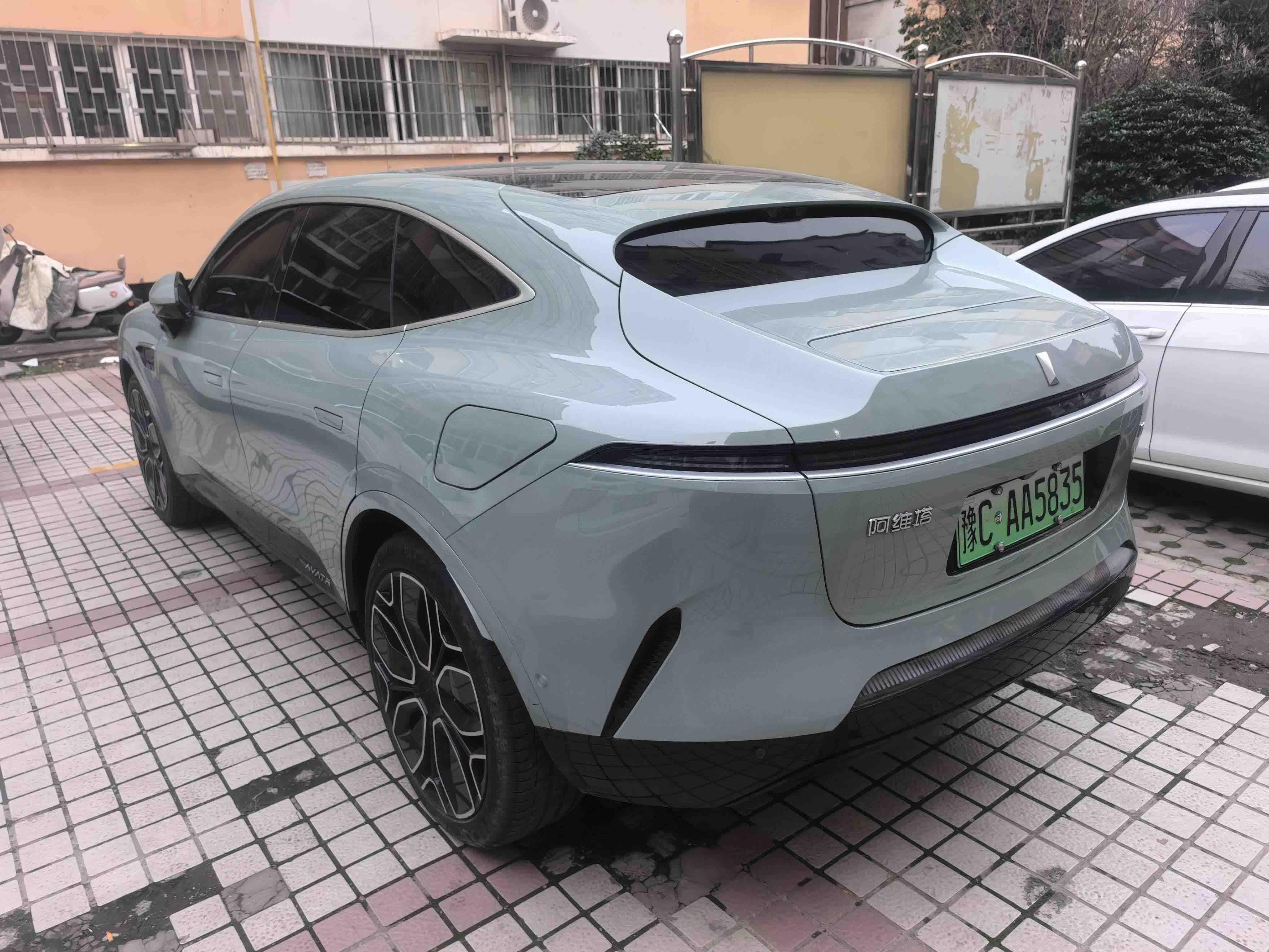 Avatr 11 2024 imagem de carro #6