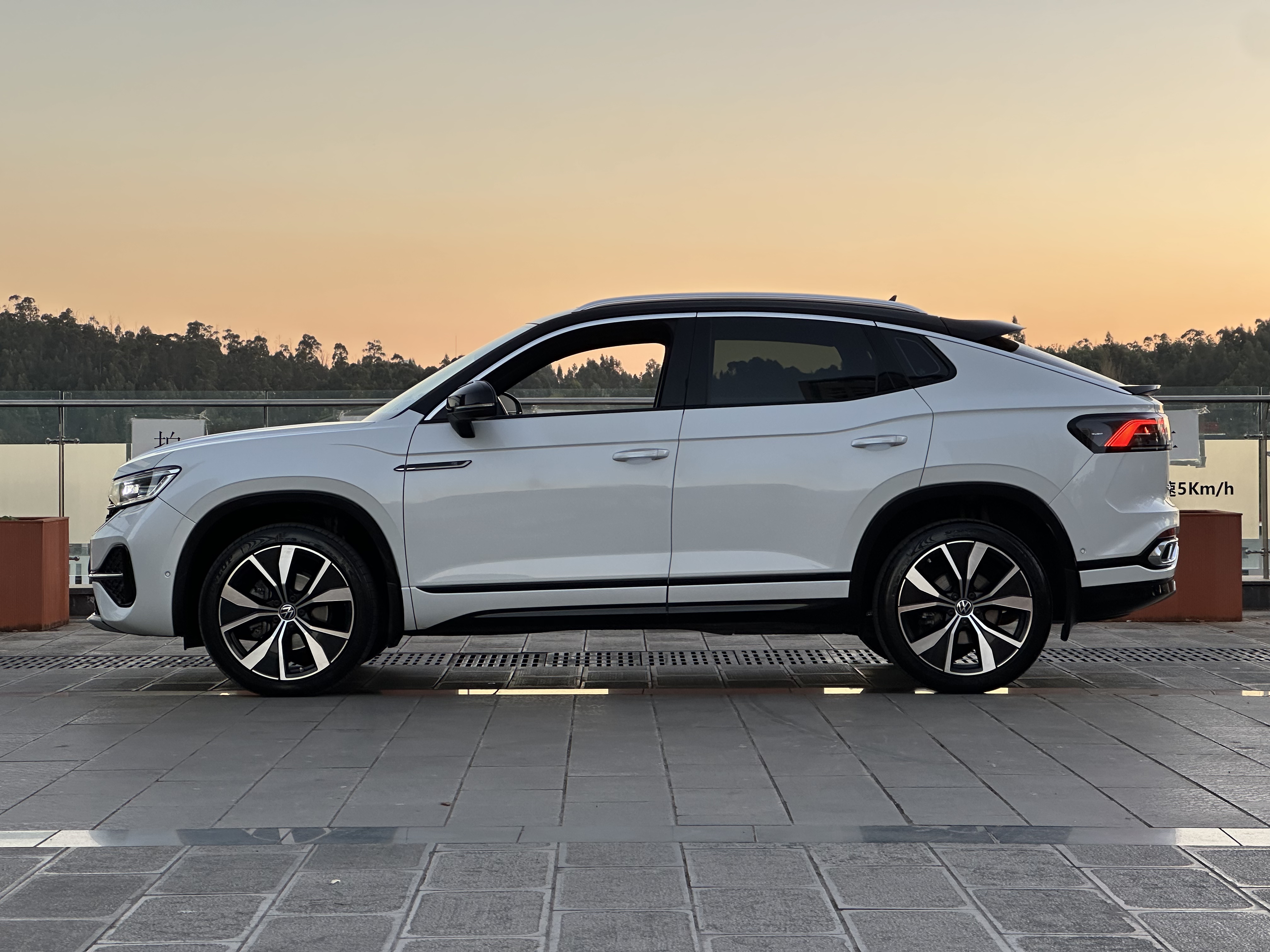 Volkswagen Tayron X 2023 #6 Volkswagen Tayron X 2023 car image #6