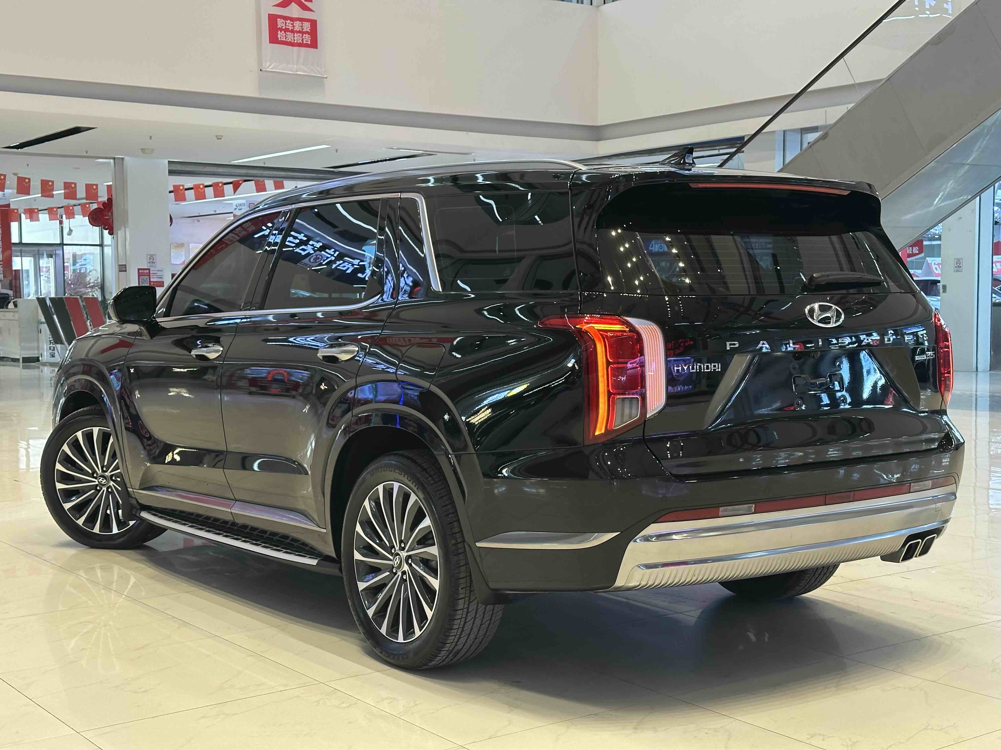 Hyundai Palisade 2024 car image #6