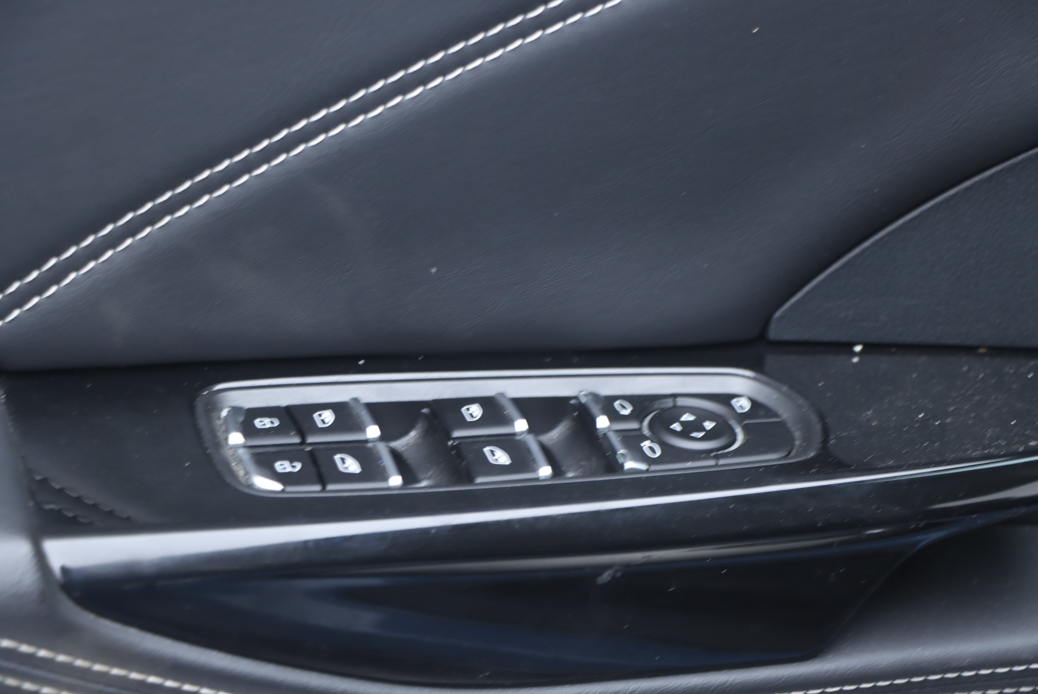 Neta U 2024 imagen de coche #6