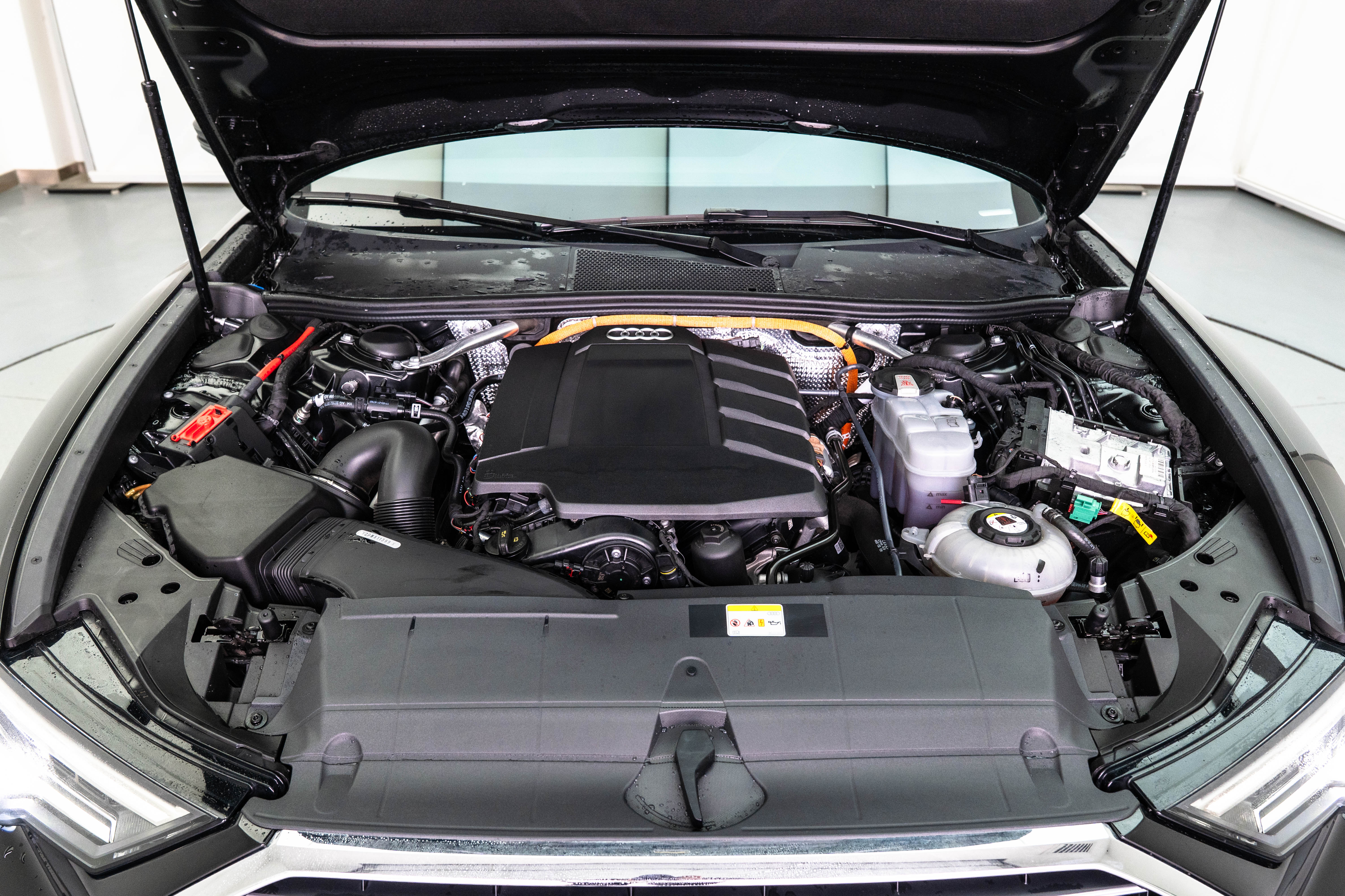 Audi A6L New Energy 2023 #6 Audi A6L New Energy 2023 car image #6