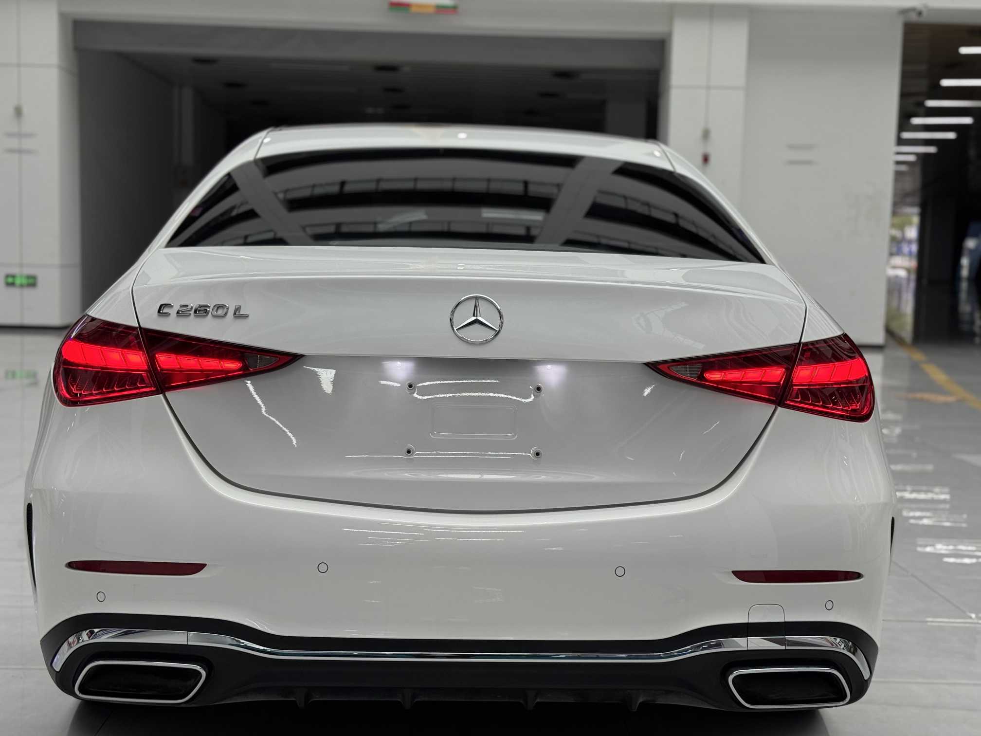 Mercedes-Benz C Class 2024 صورة سيارة #6