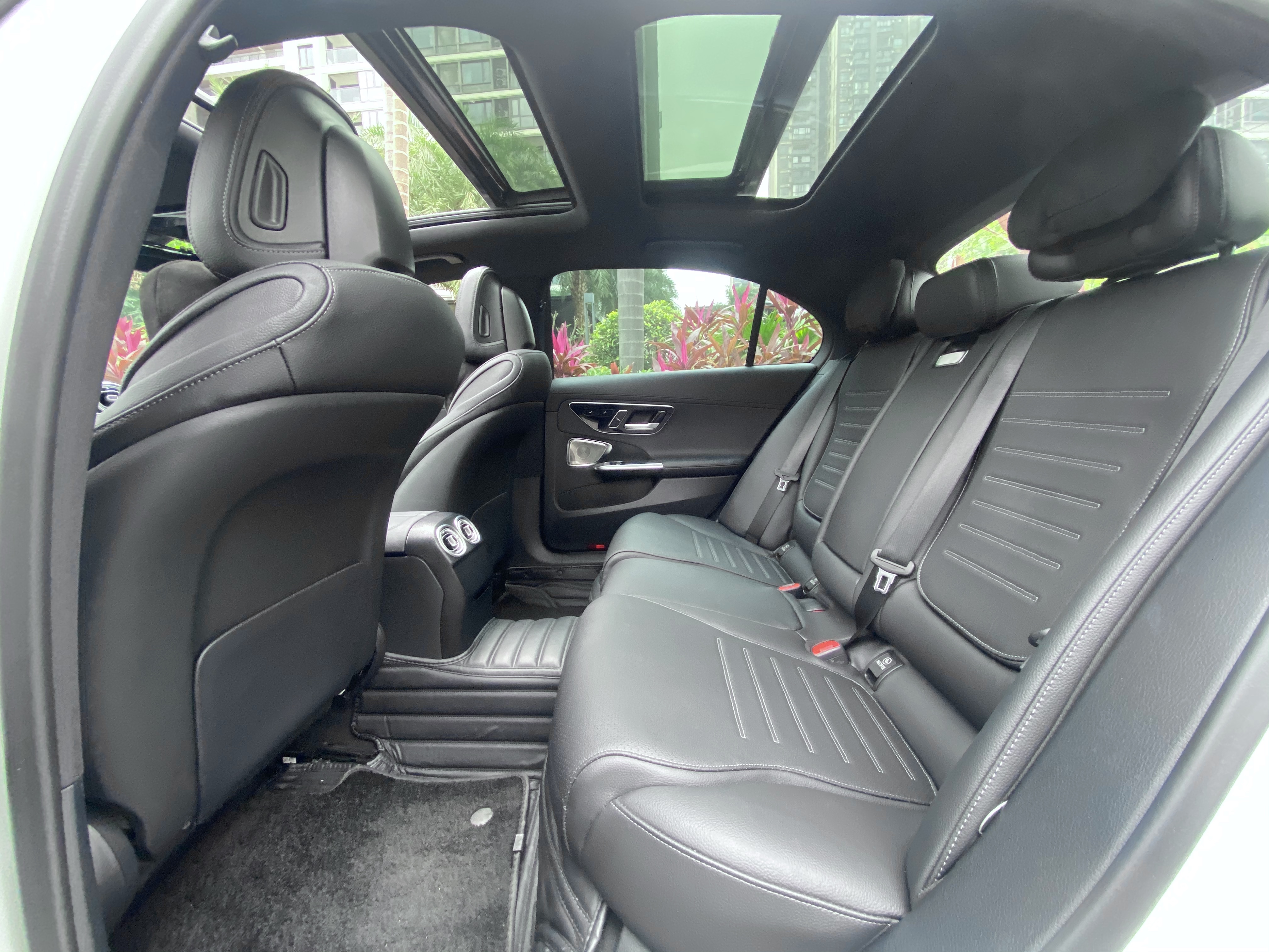 Mercedes-Benz C Class 2022 car image #6