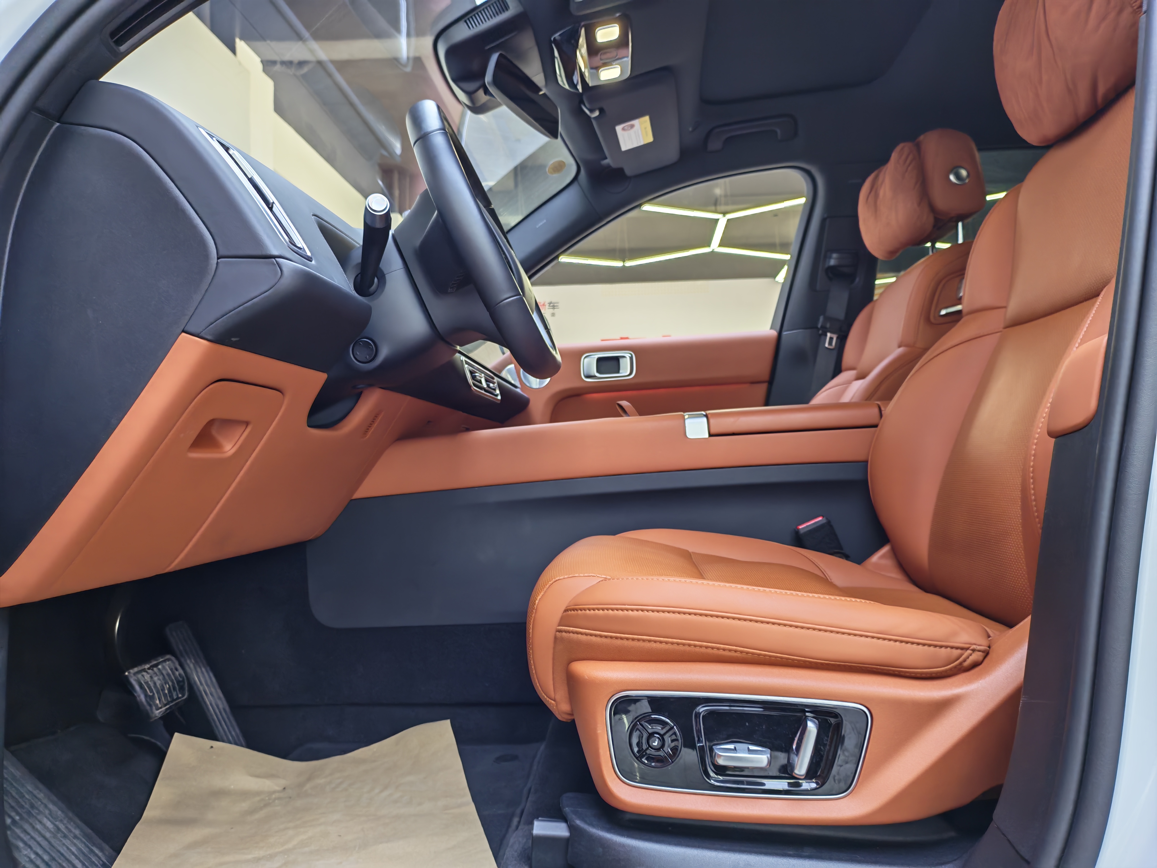 Li L7 2023 immagine di auto #6