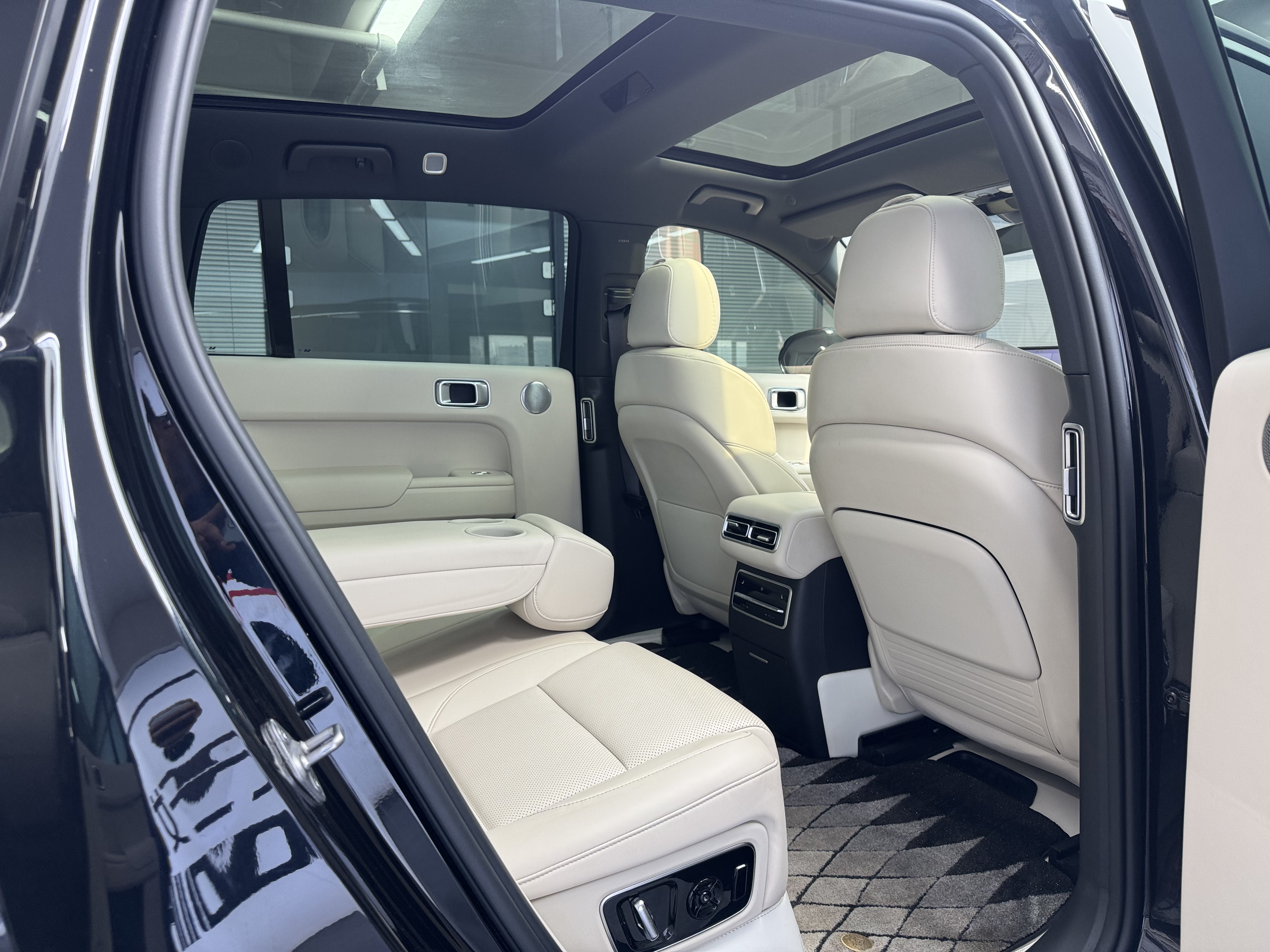 理想汽车 理想L7 2023 汽车图片 #6