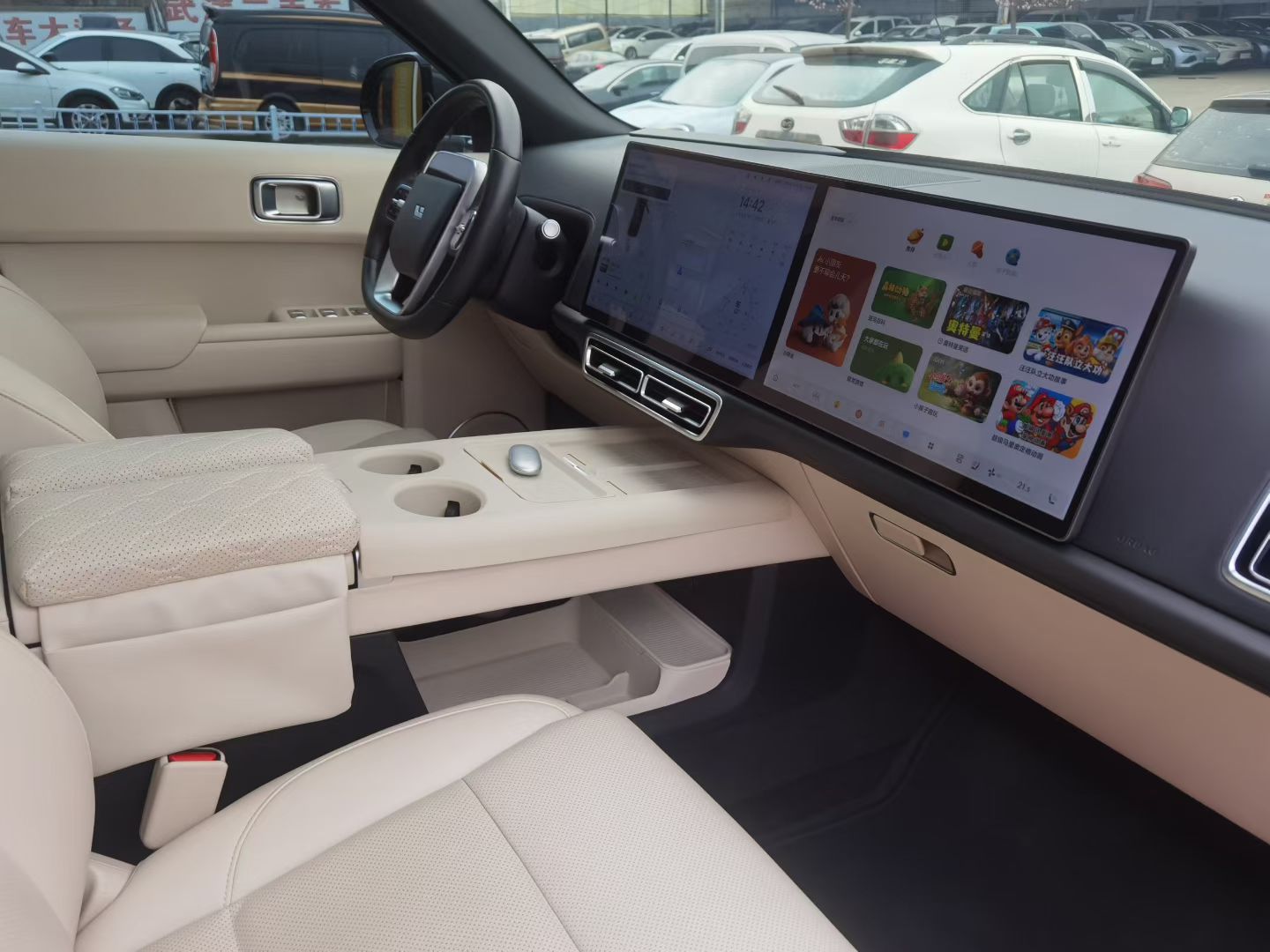 Li L8 2023 imagem de carro #6