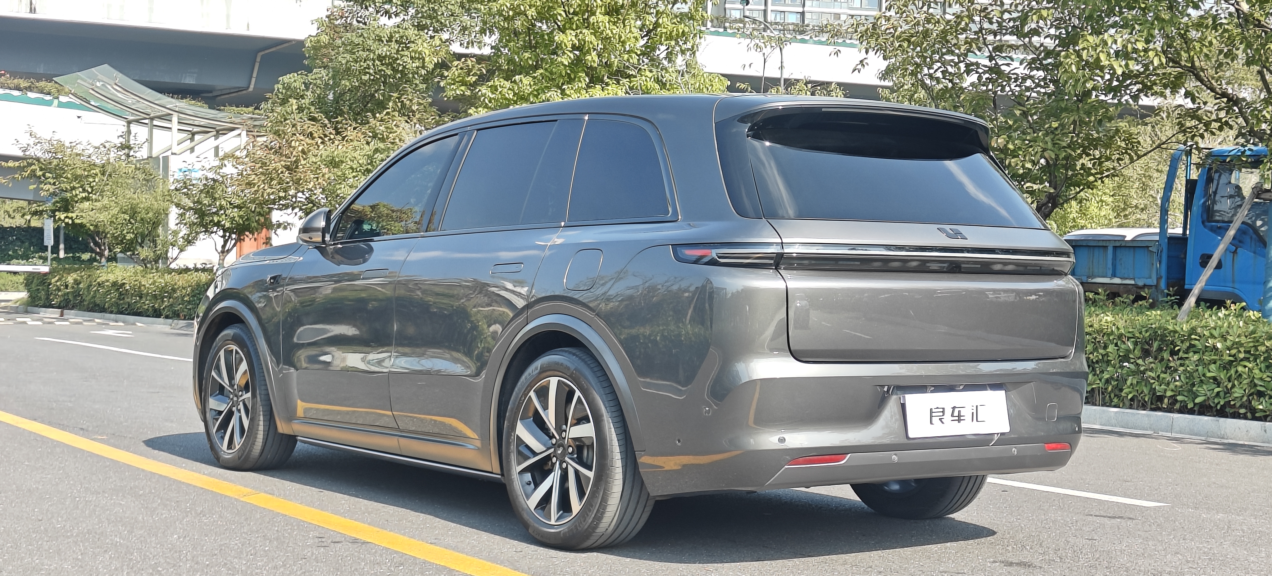 Li L8 2023 imagen de coche #6