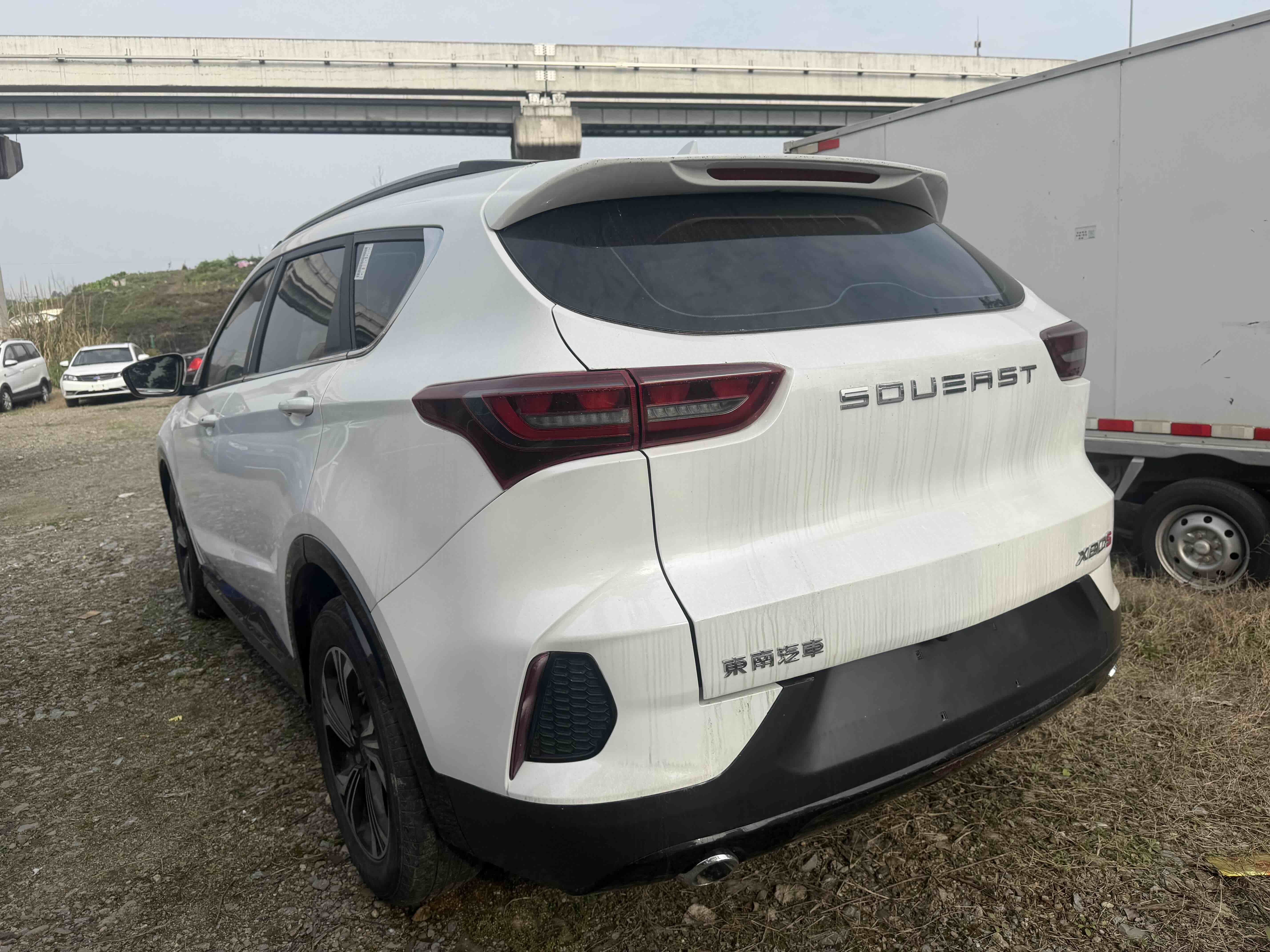 Soueast DX8 S 2023 #6 Soueast DX8 S 2023 car image #6