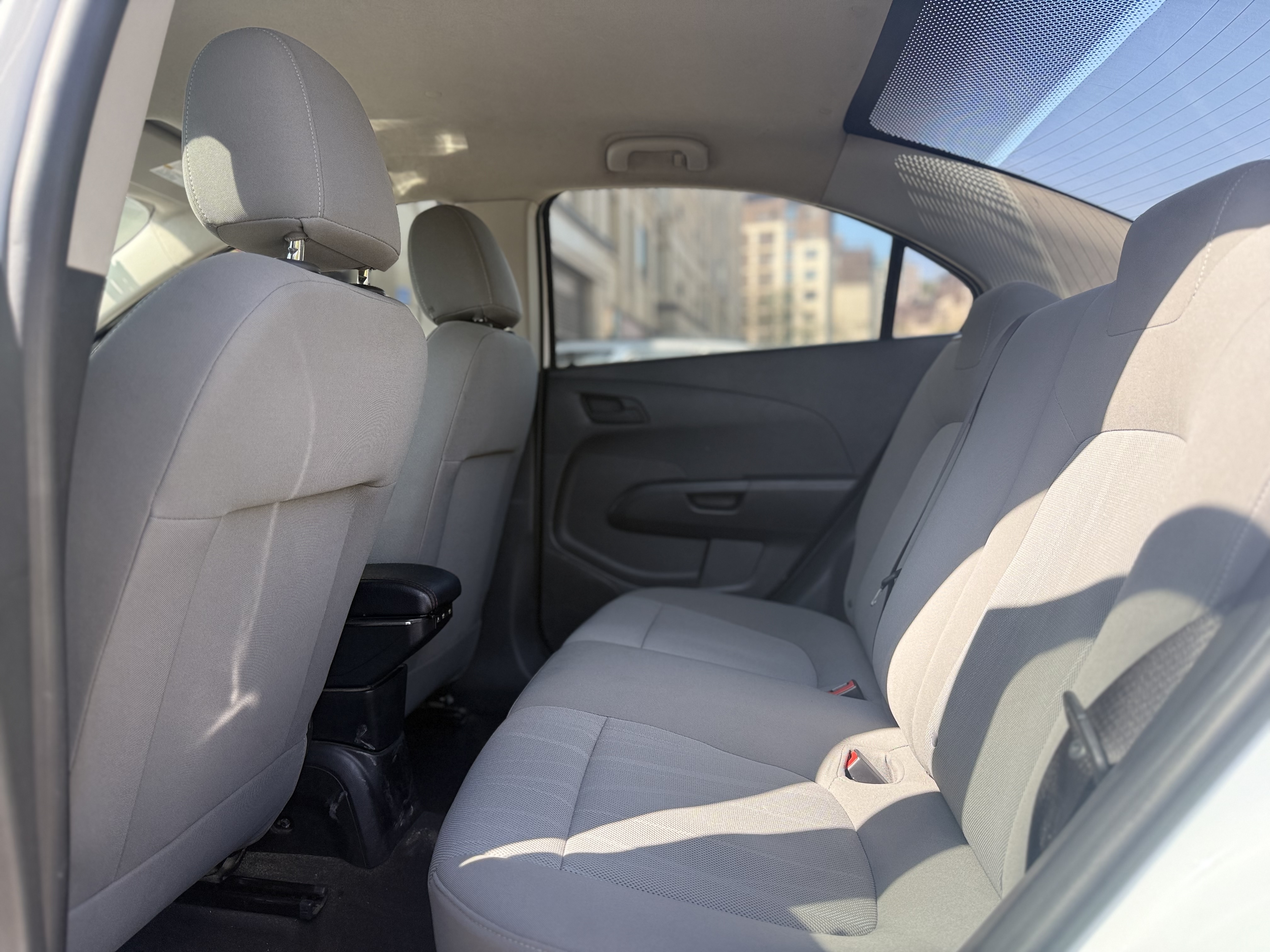 雪佛兰 爱唯欧 2015 汽车图片 #6