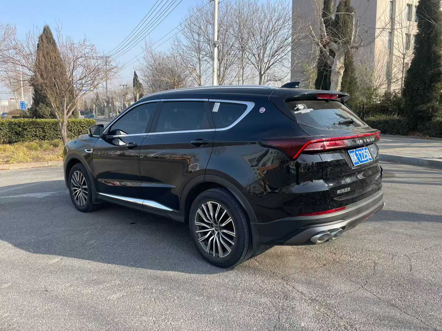Jetour X70 PLUS 2023 car image #6