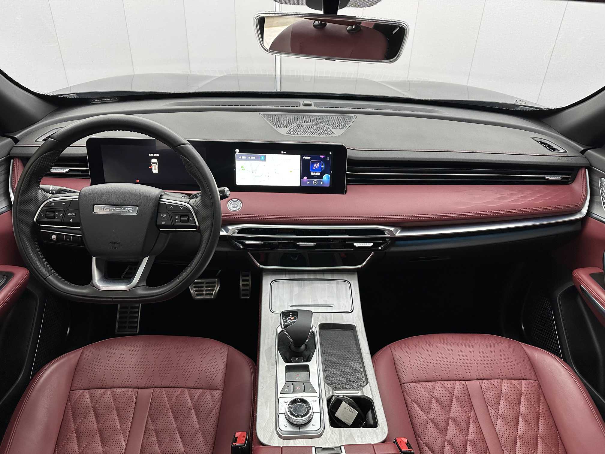X70 PLUS 2023 #6 X70 PLUS 2023 car image #6