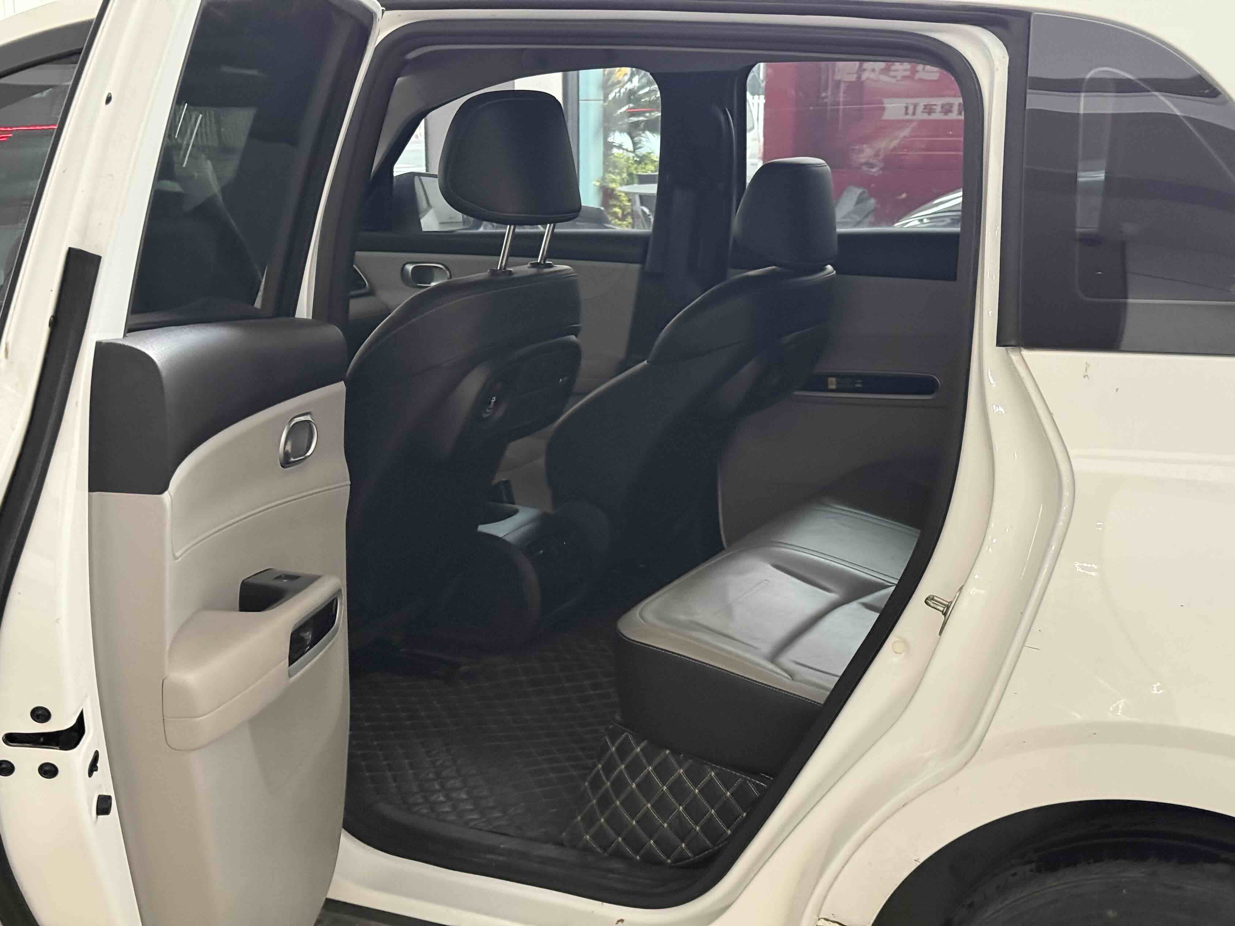 BYD D1 2023 car image #6