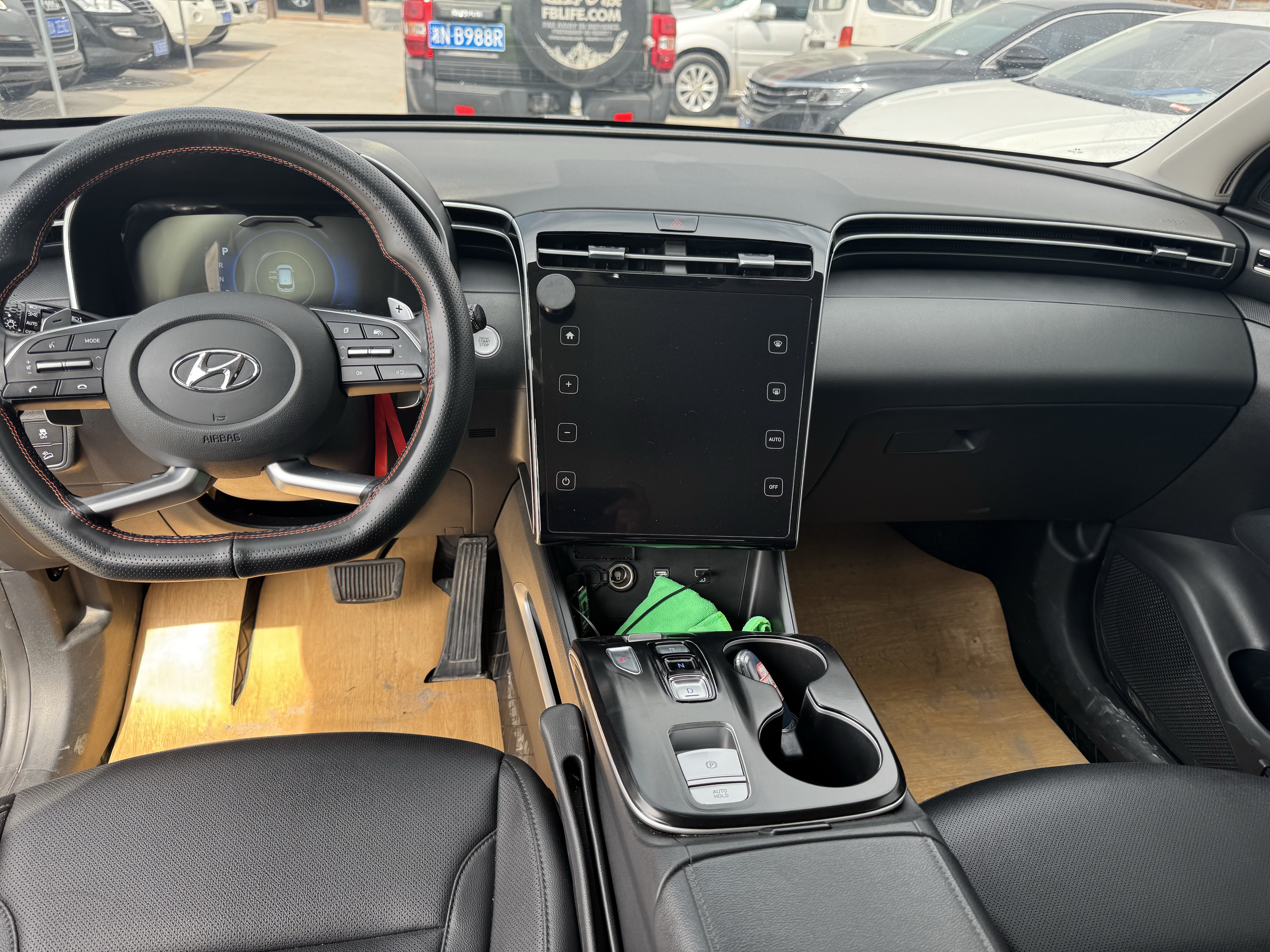 Hyundai Tucson 2023 immagine di auto #6