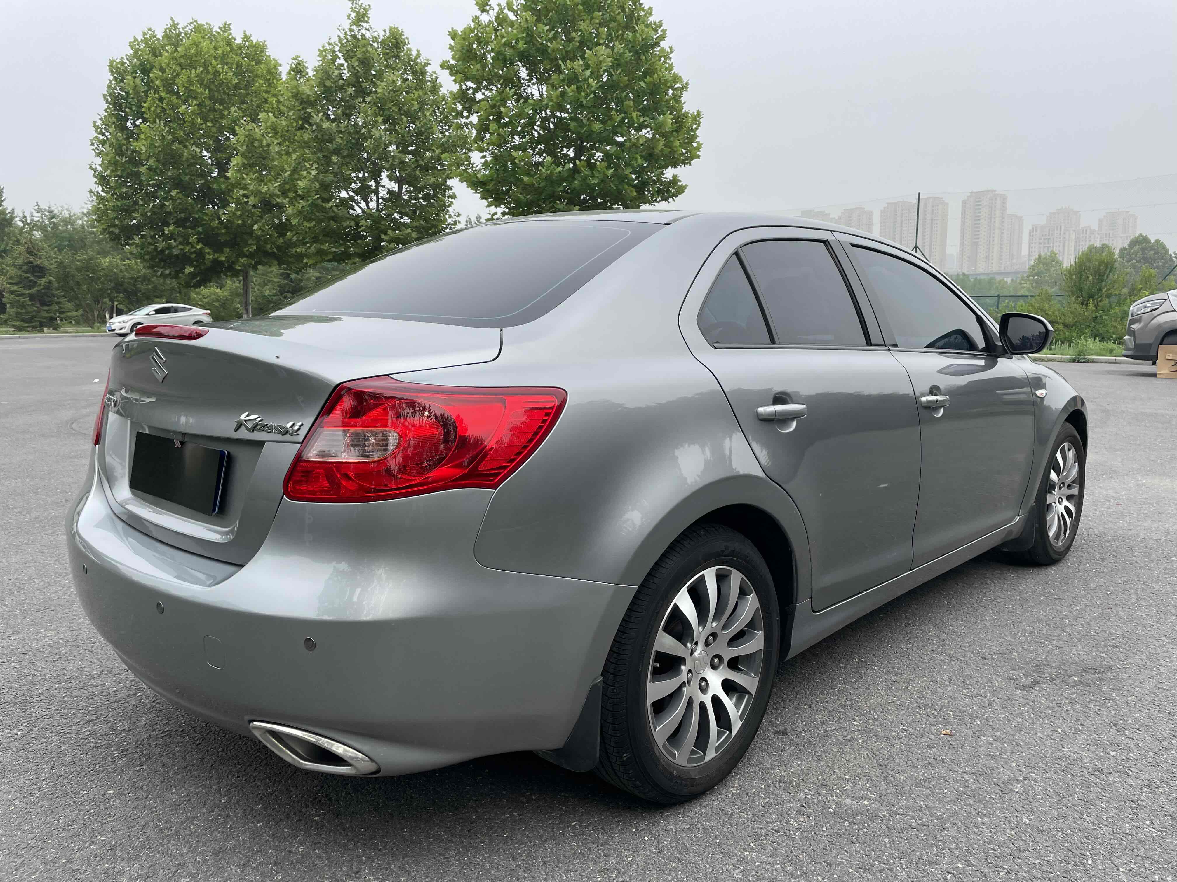 Suzuki Kizashi 2013 immagine di auto #6