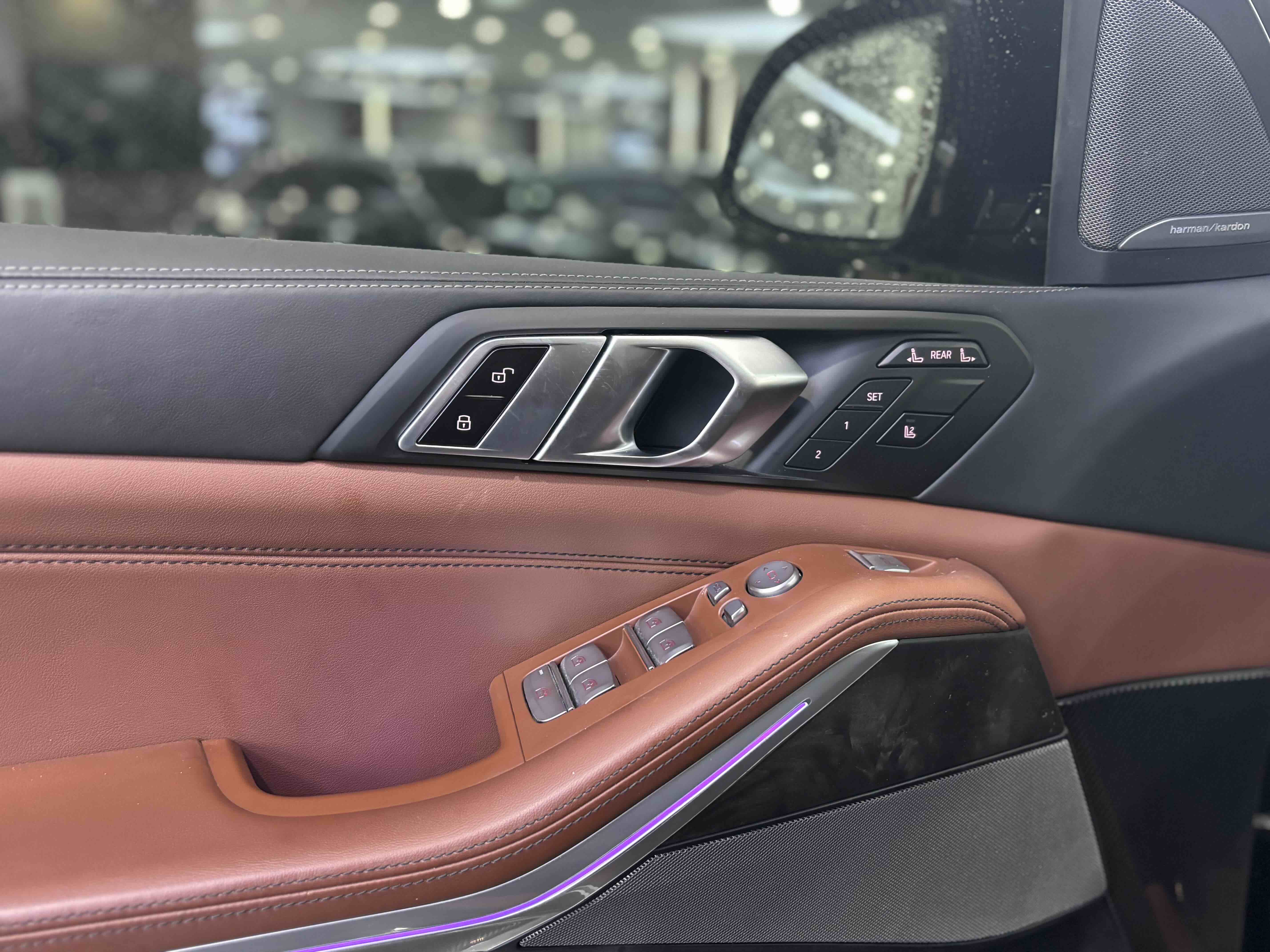 BMW X7 2023 immagine di auto #6