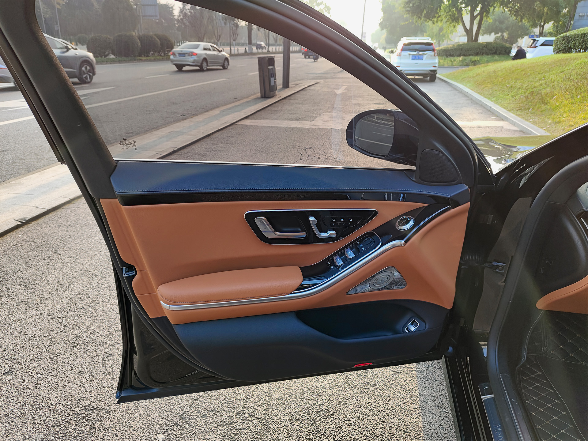 Mercedes-Benz S Class 2023 car image #6