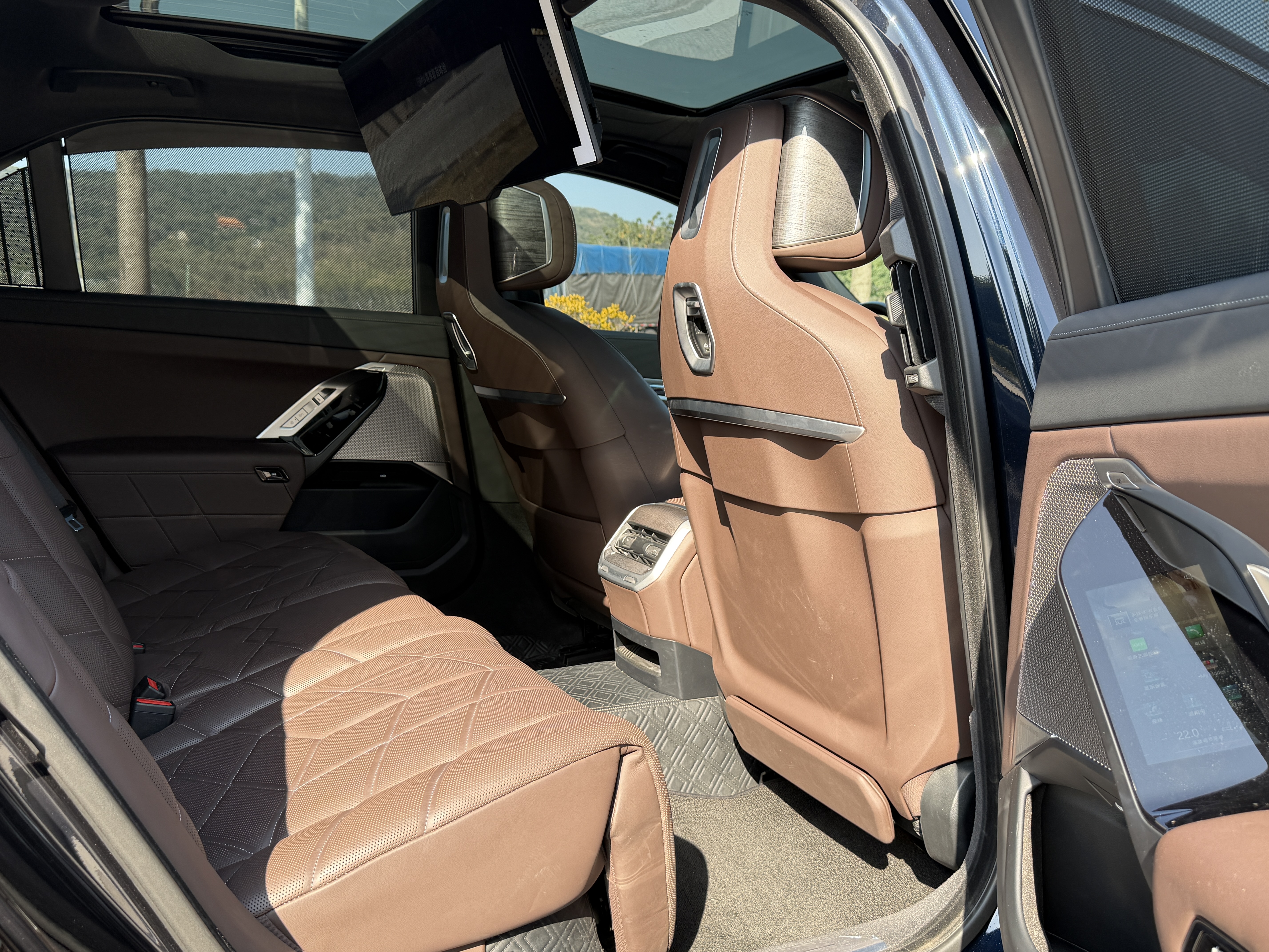 BMW 7 Series 2023 #6 BMW 7 Series 2023 car image #6
