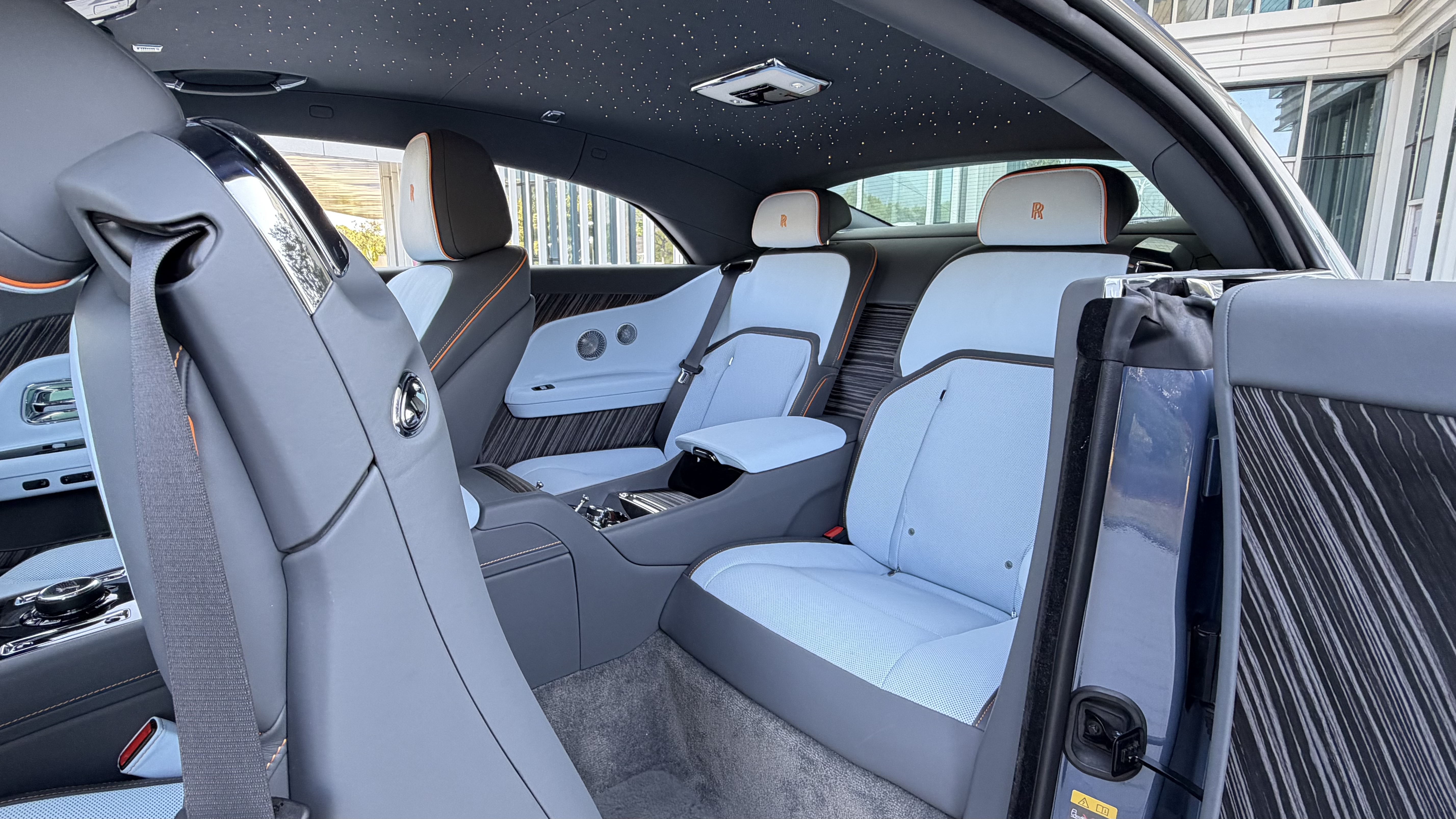 劳斯莱斯 闪灵 2024 #6 劳斯莱斯 闪灵 2024 汽车图片 #6