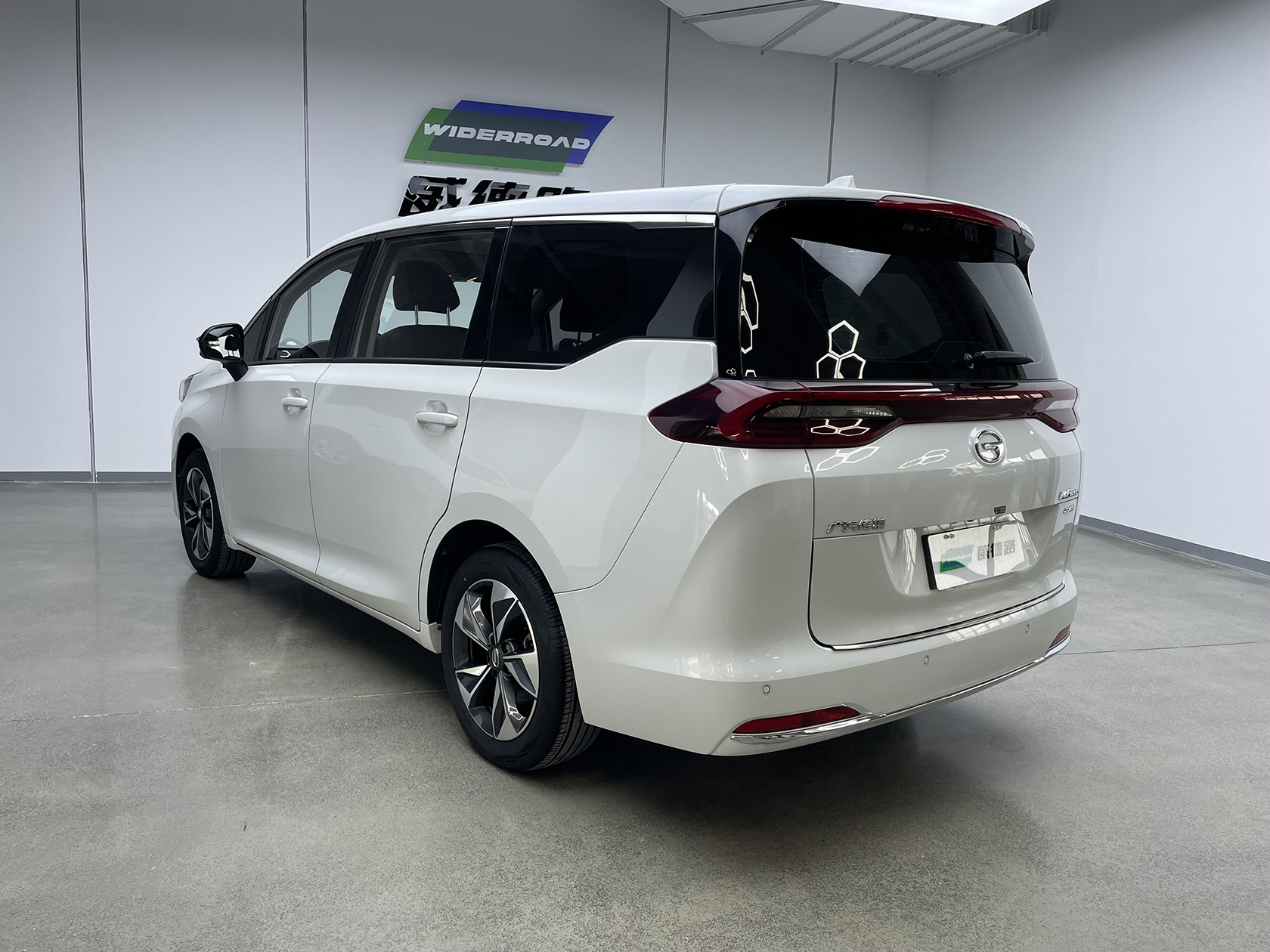 GAC Trumpchi M6 2023 #6 GAC Trumpchi M6 2023 car image #6