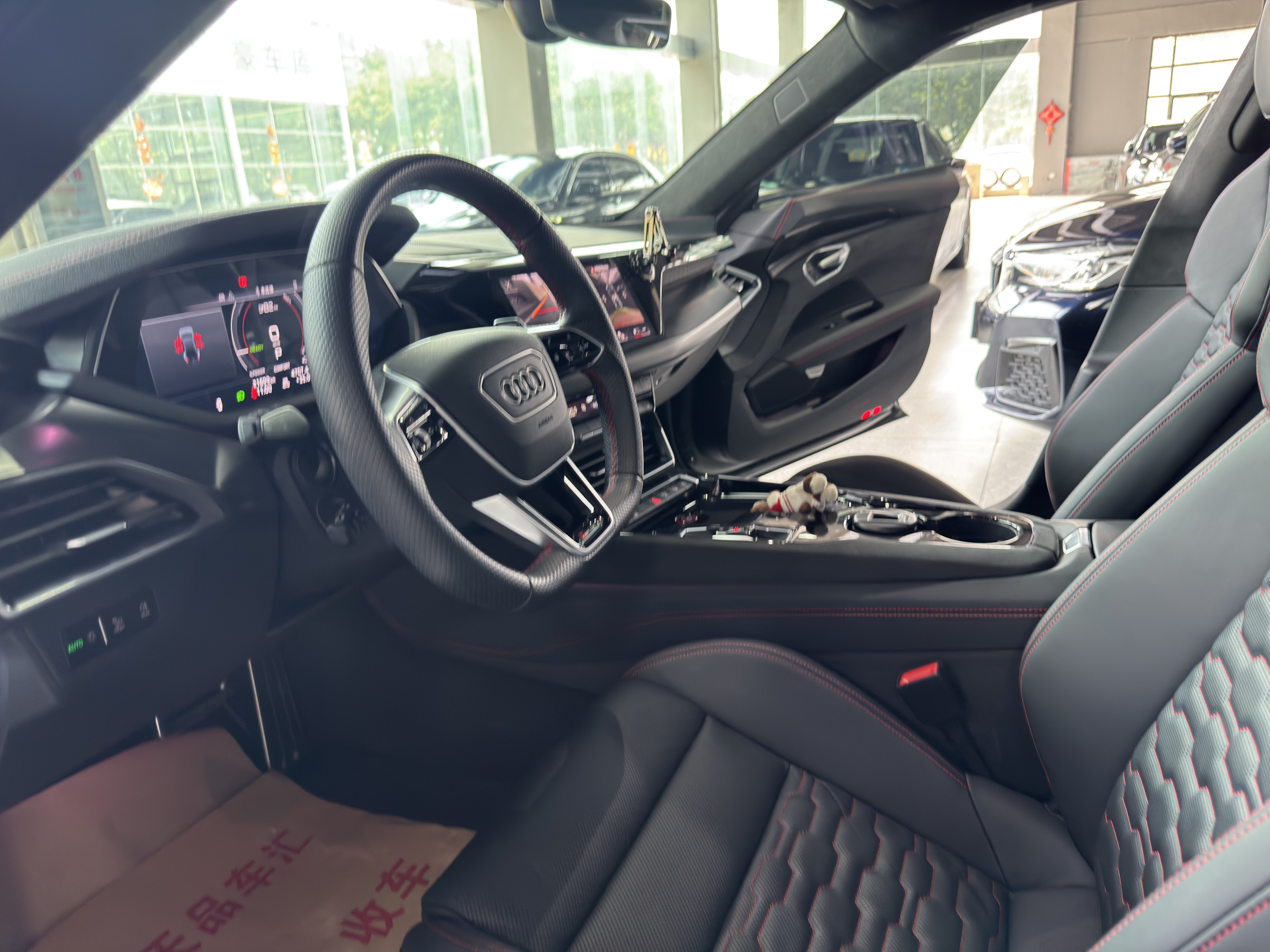 Audi RS e-tron GT 2022 car image #6