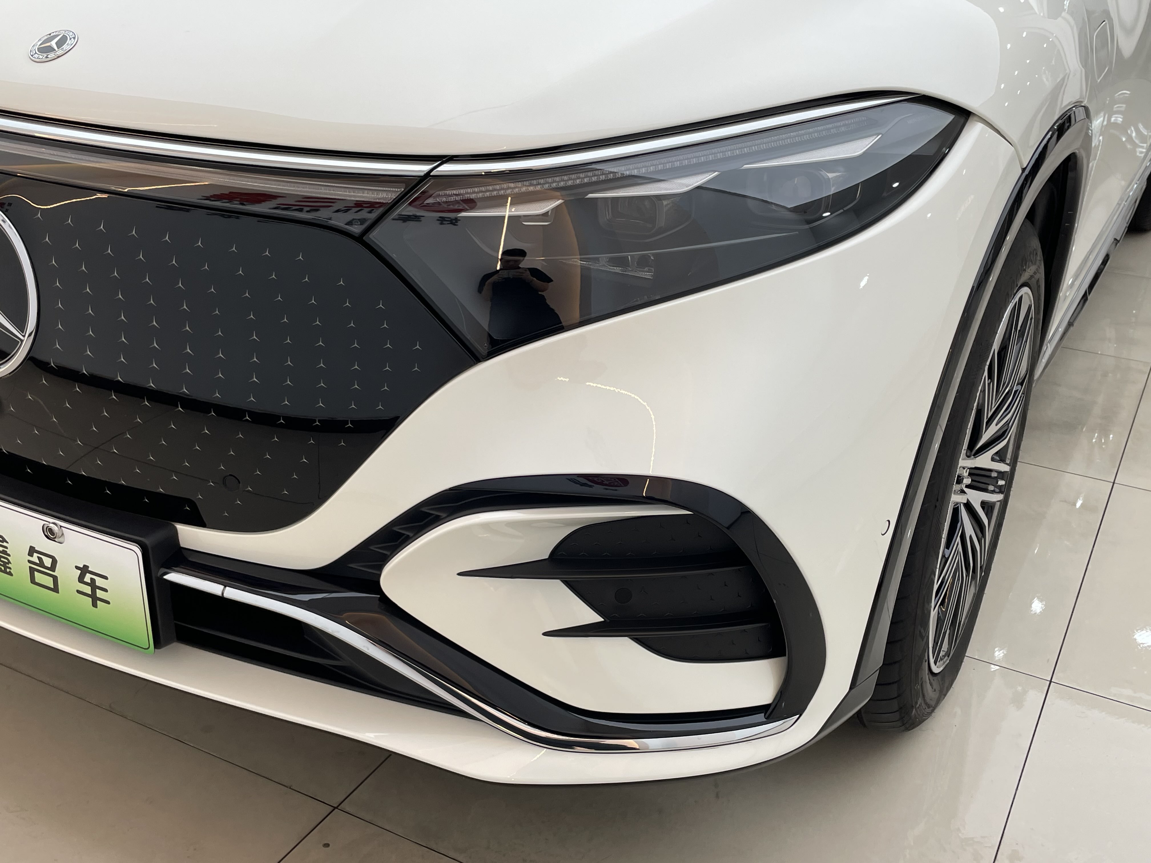 Mercedes-Benz EQS SUV 2025 car image #6