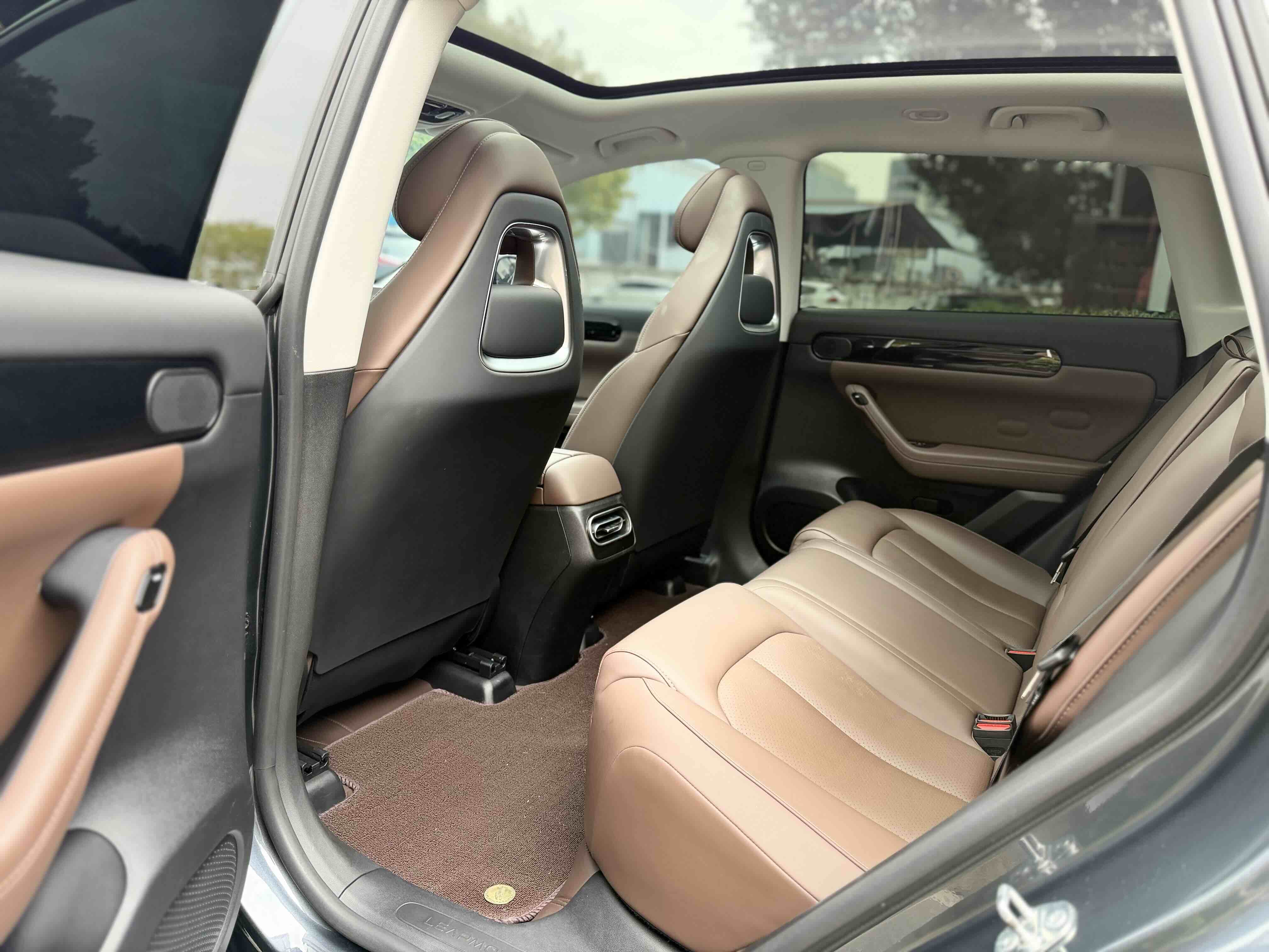 零跑汽车 零跑C11 2023 汽车图片 #6