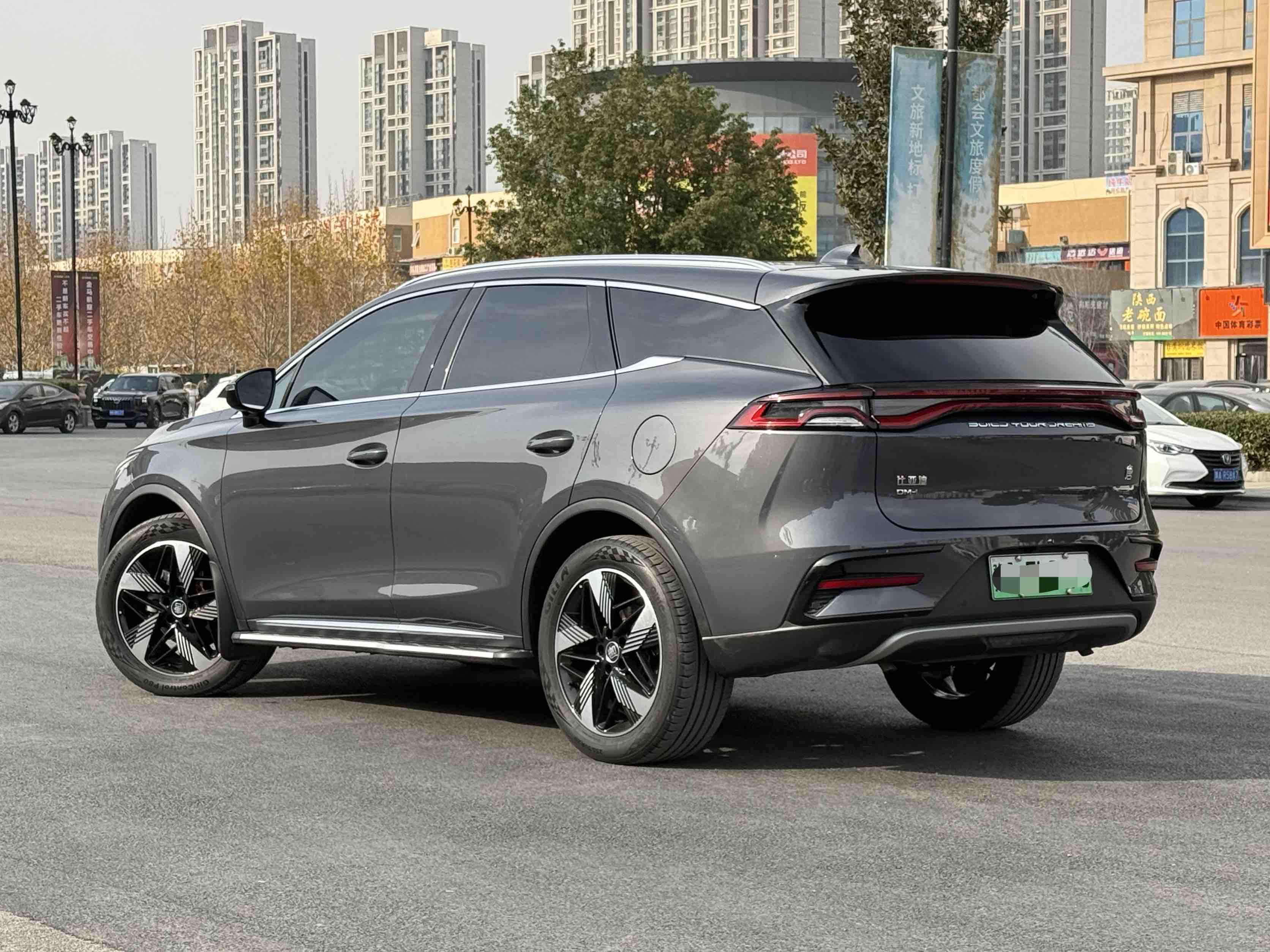 BYD Tang New Energy 2023 #6 BYD Tang New Energy 2023 immagine di auto #6