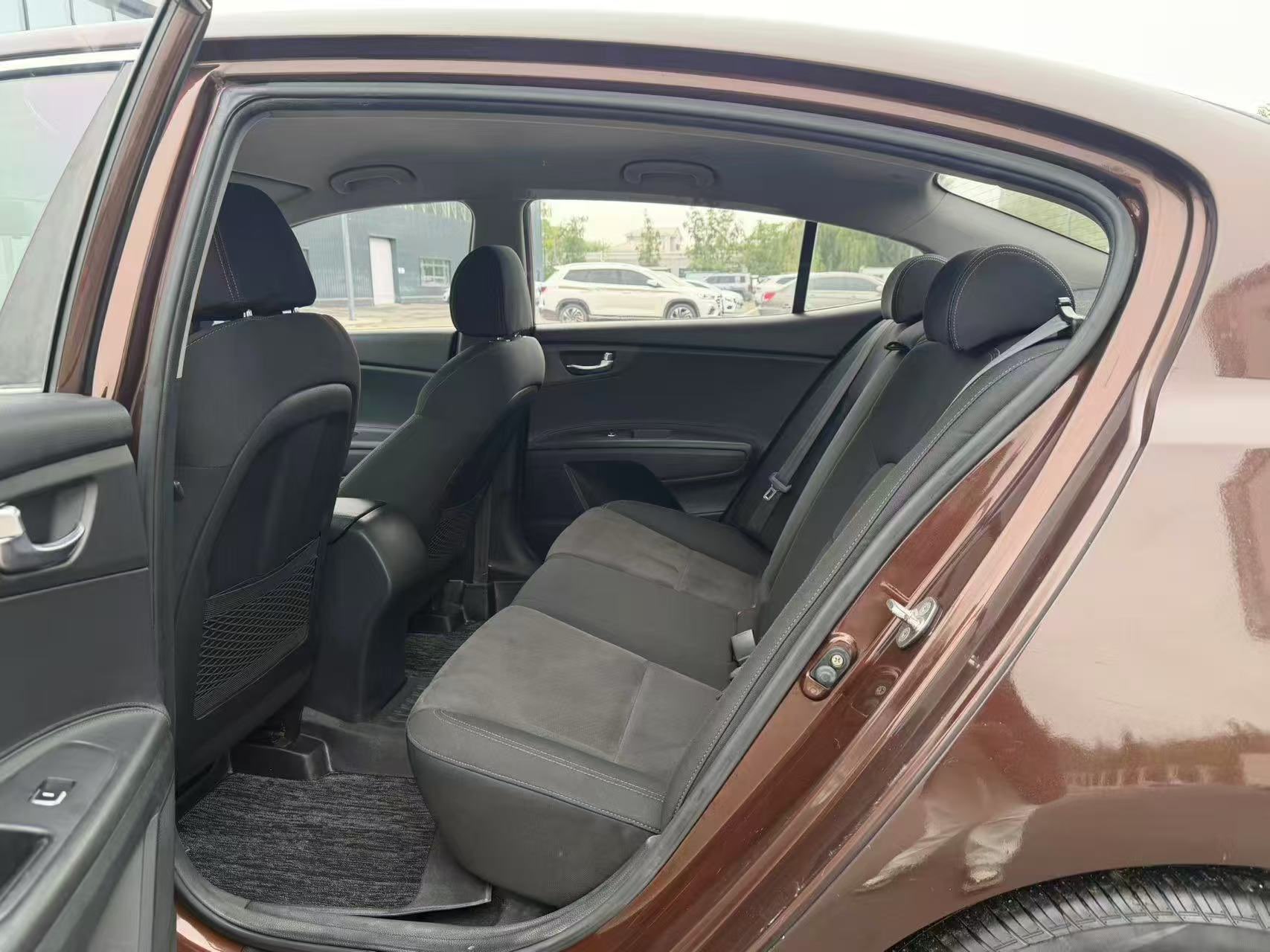 起亚 起亚K4 2016 汽车图片 #6