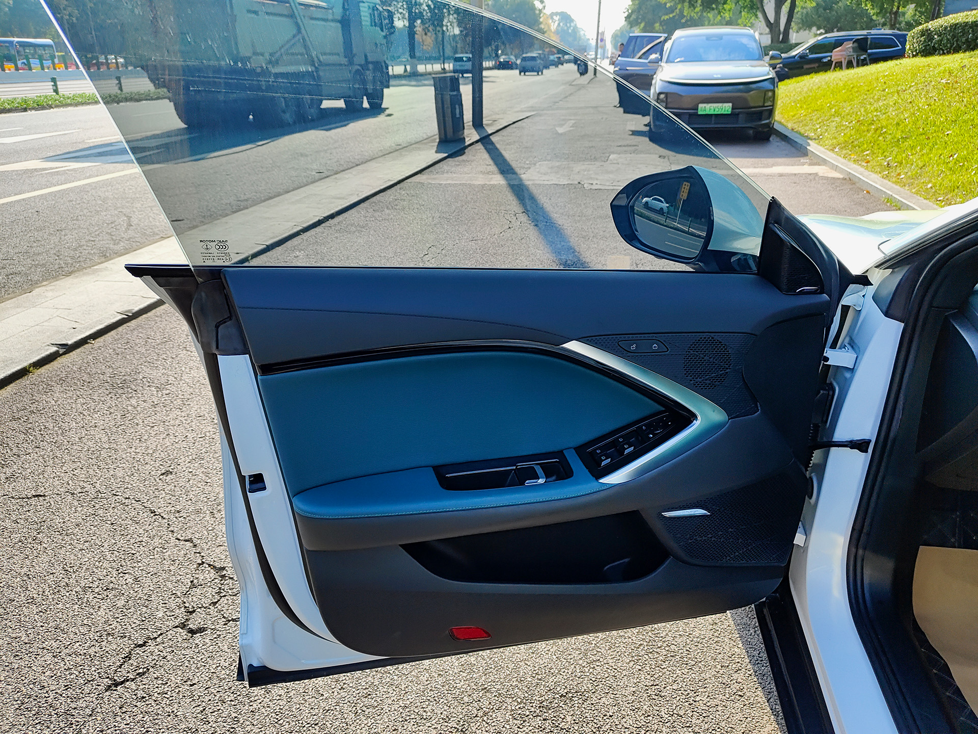 MG 7 2023 car image #6