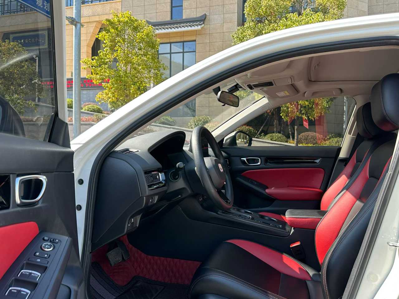 Honda Civic 2023 car image #6