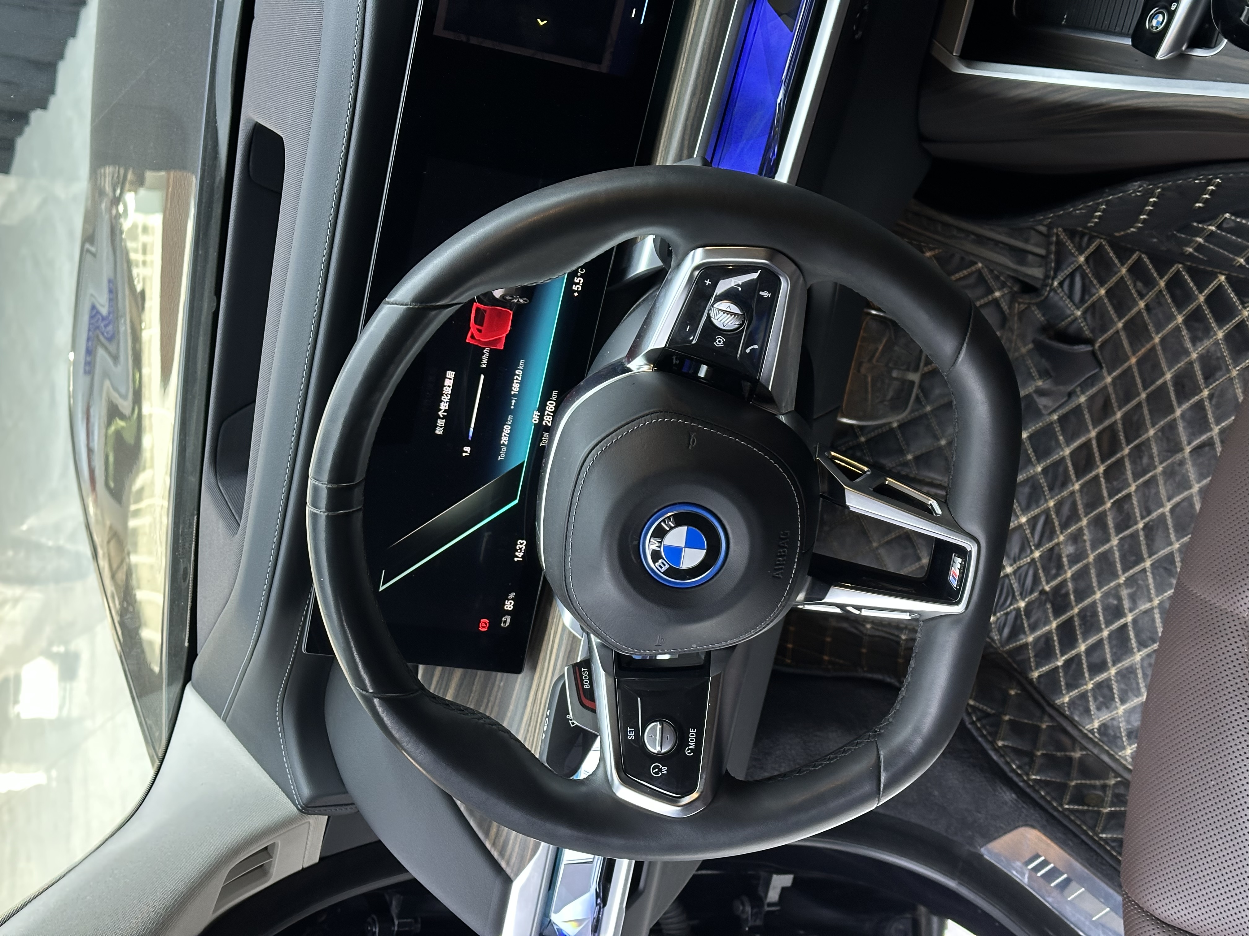 BMW i7 2023 #6 BMW i7 2023 car image #6