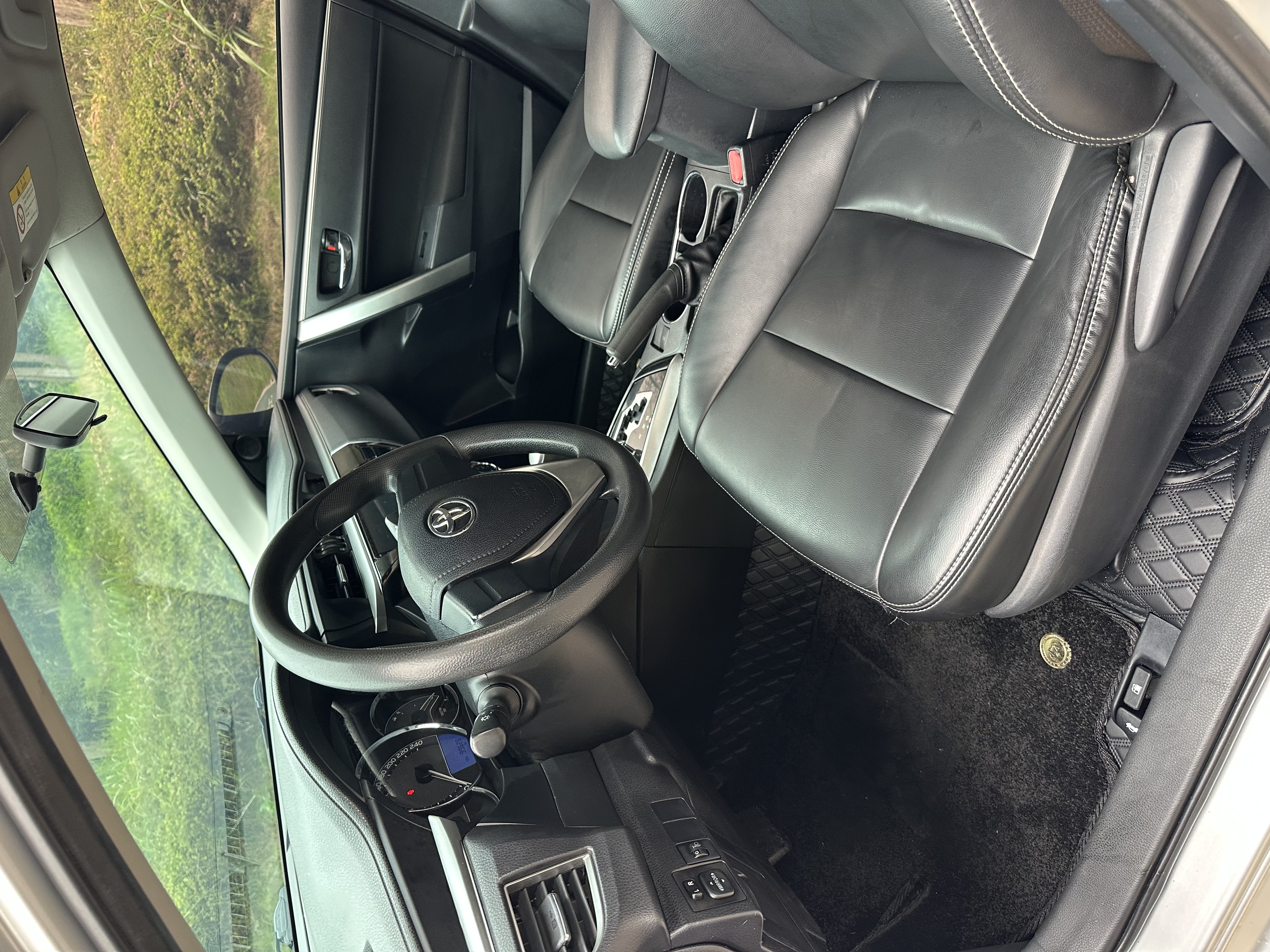 Corolla 2015 car image #6