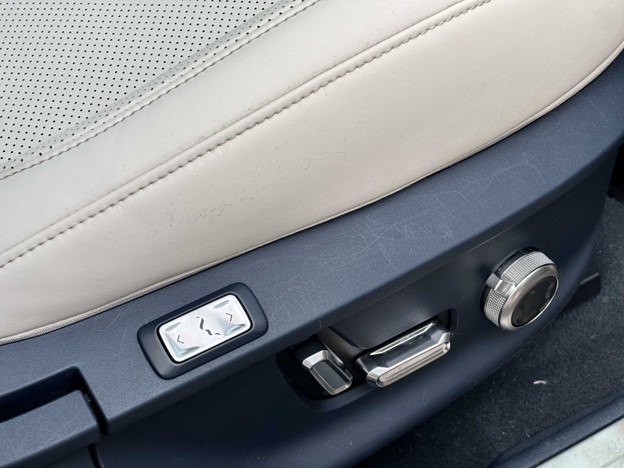 极氪 极氪X 2023 汽车图片 #6