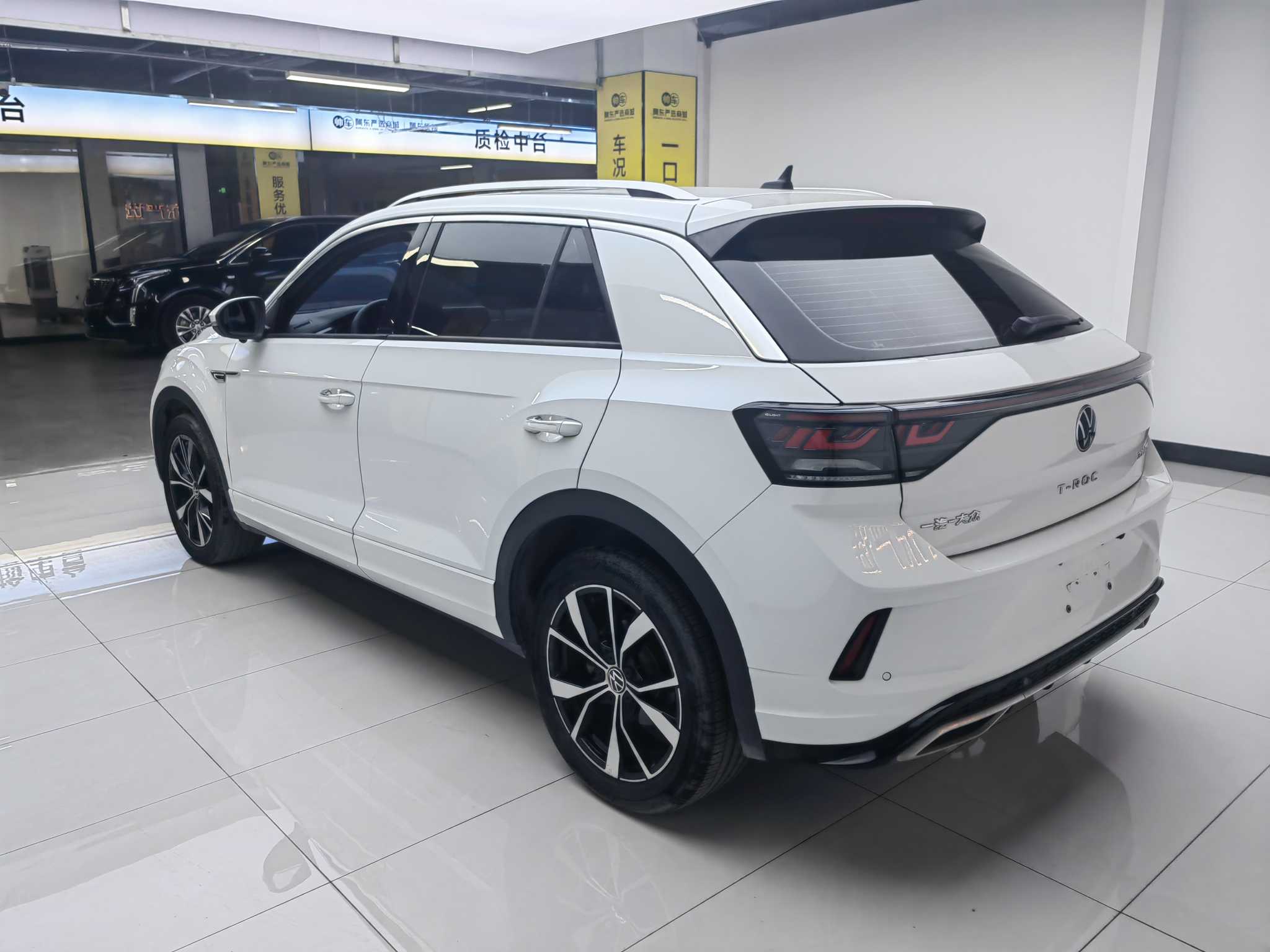 T-Roc 2023 #6 T-Roc 2023 car image #6